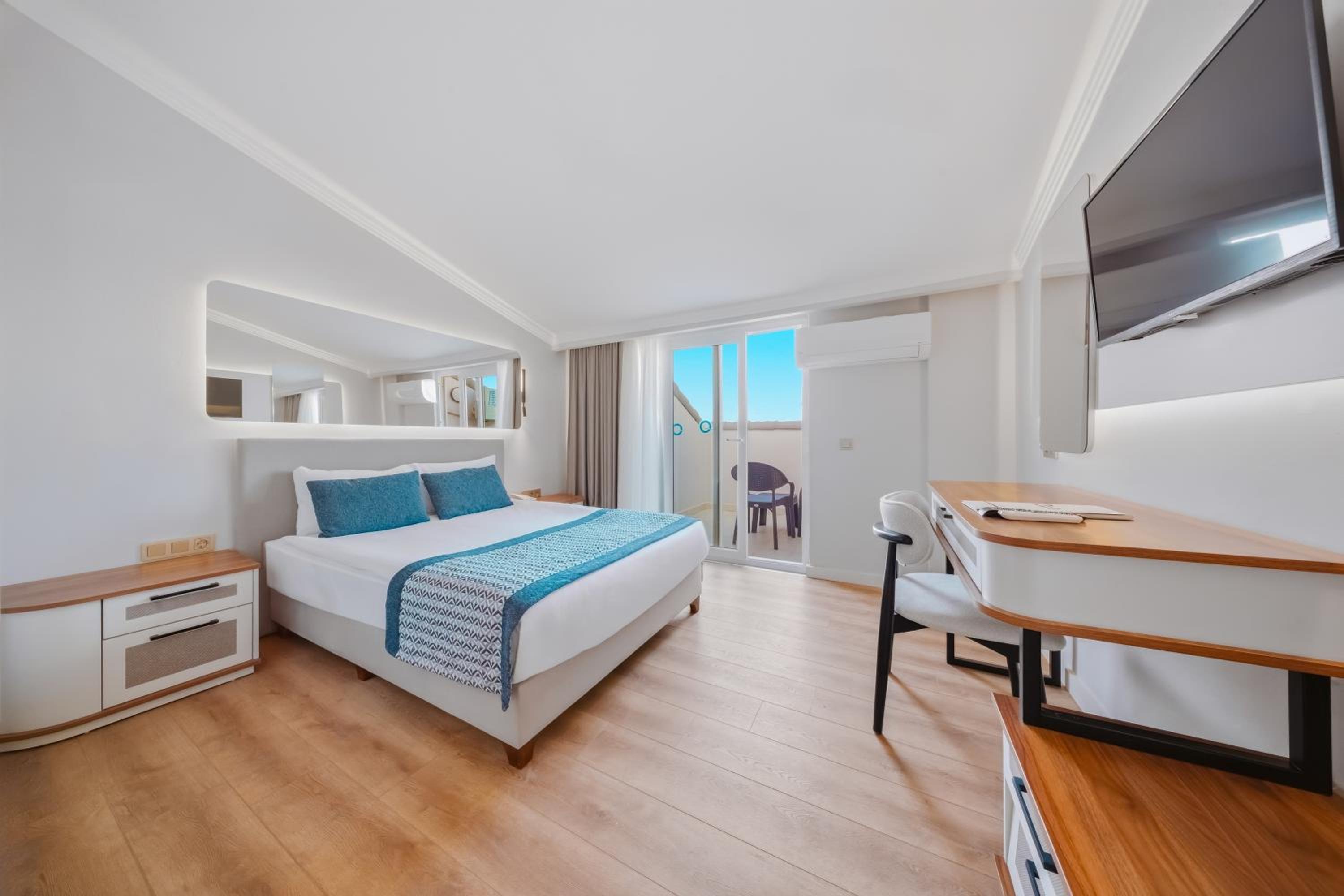 Double Room with Terrace photo 3