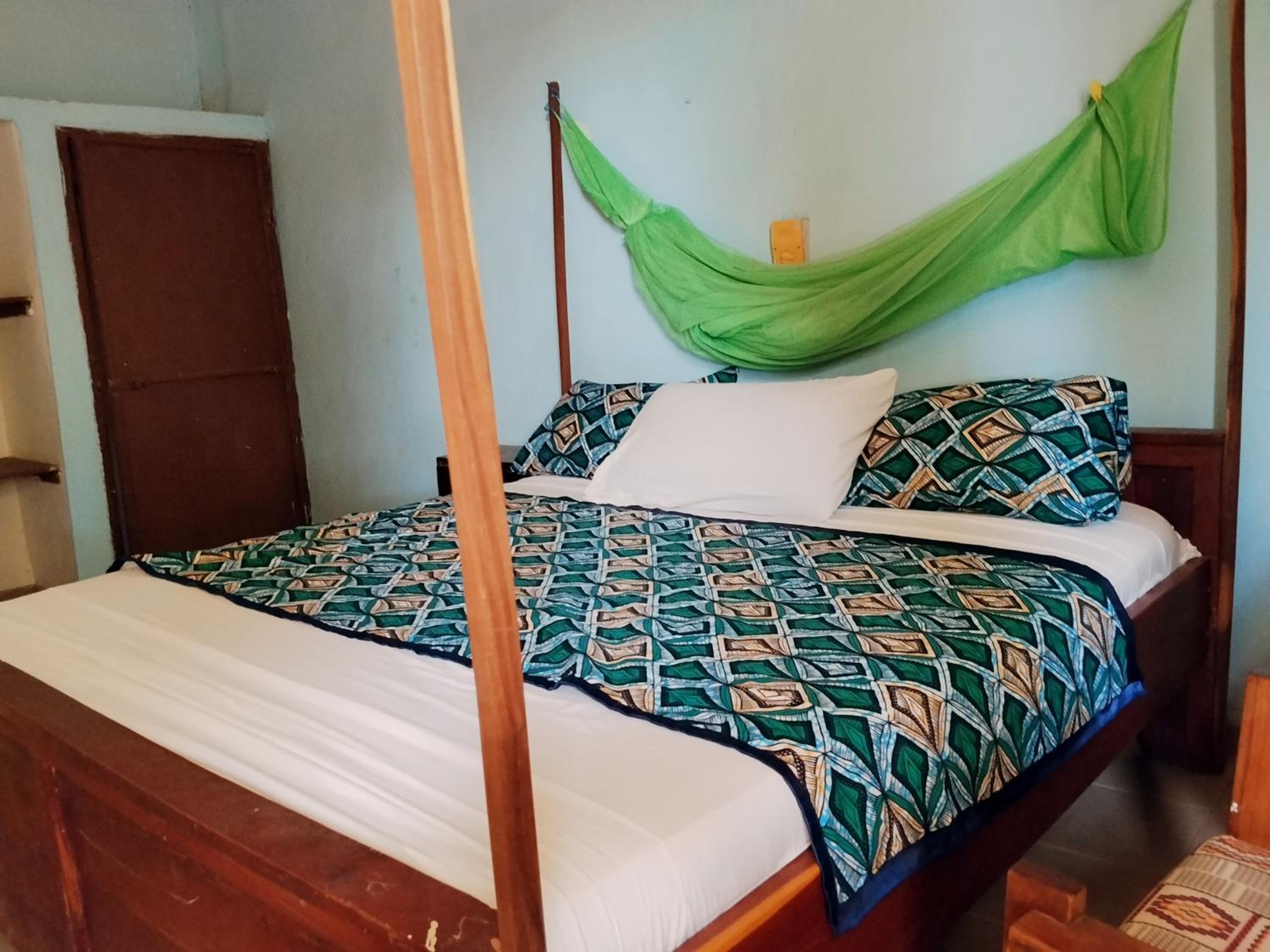 Triple Room with Terrace photo 2