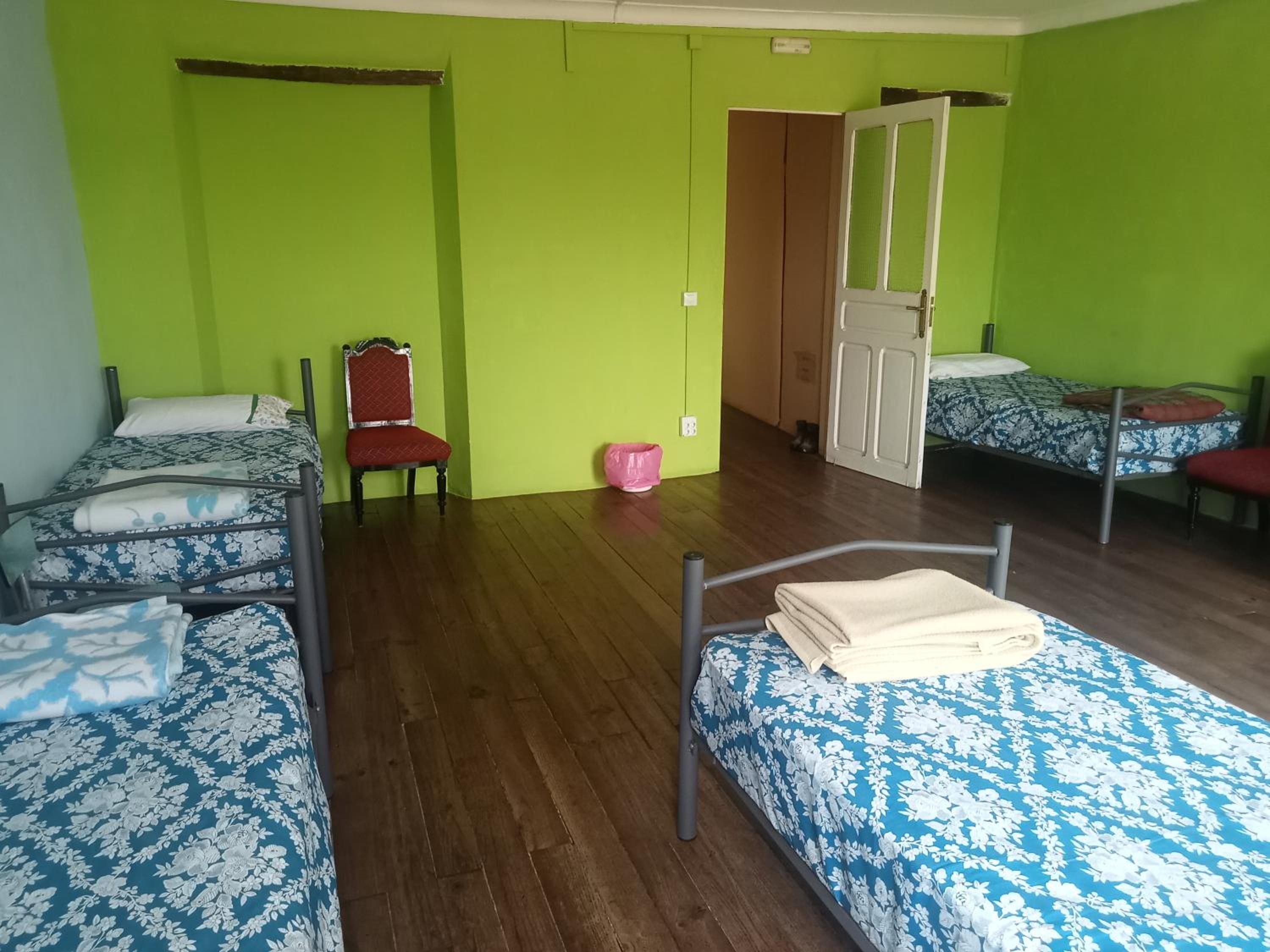Family Room with Private Bathroom photo 1