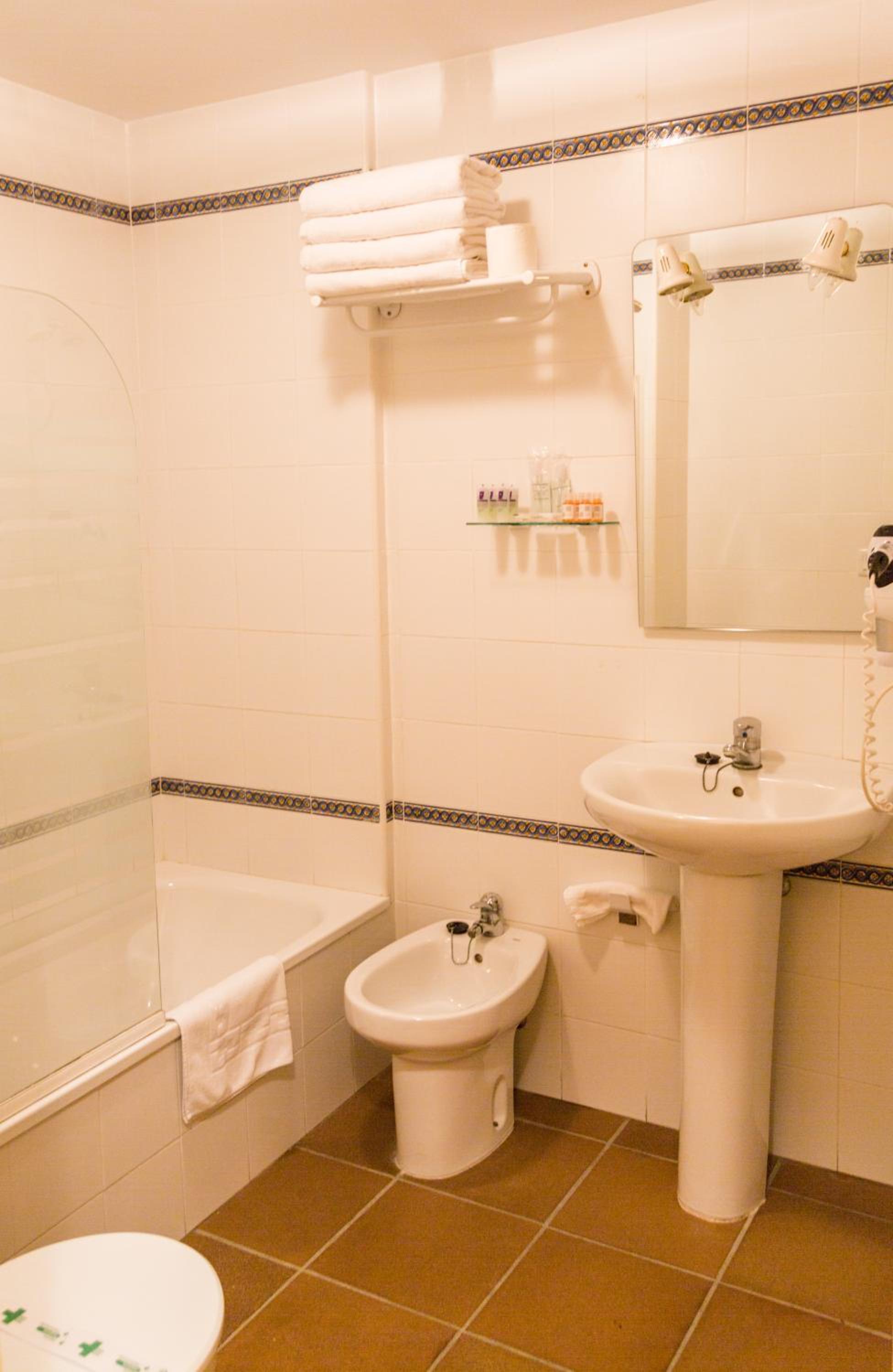 Two-Bedroom Apartment - Photo 11