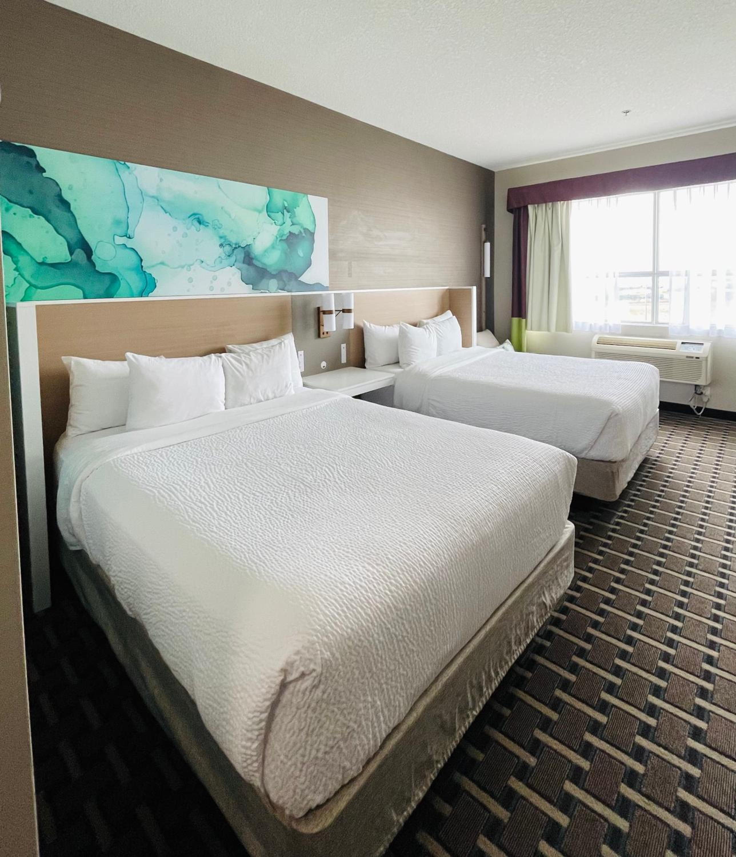 Business Executive Junior King Suite with Sofa Bed - Non-Smoking