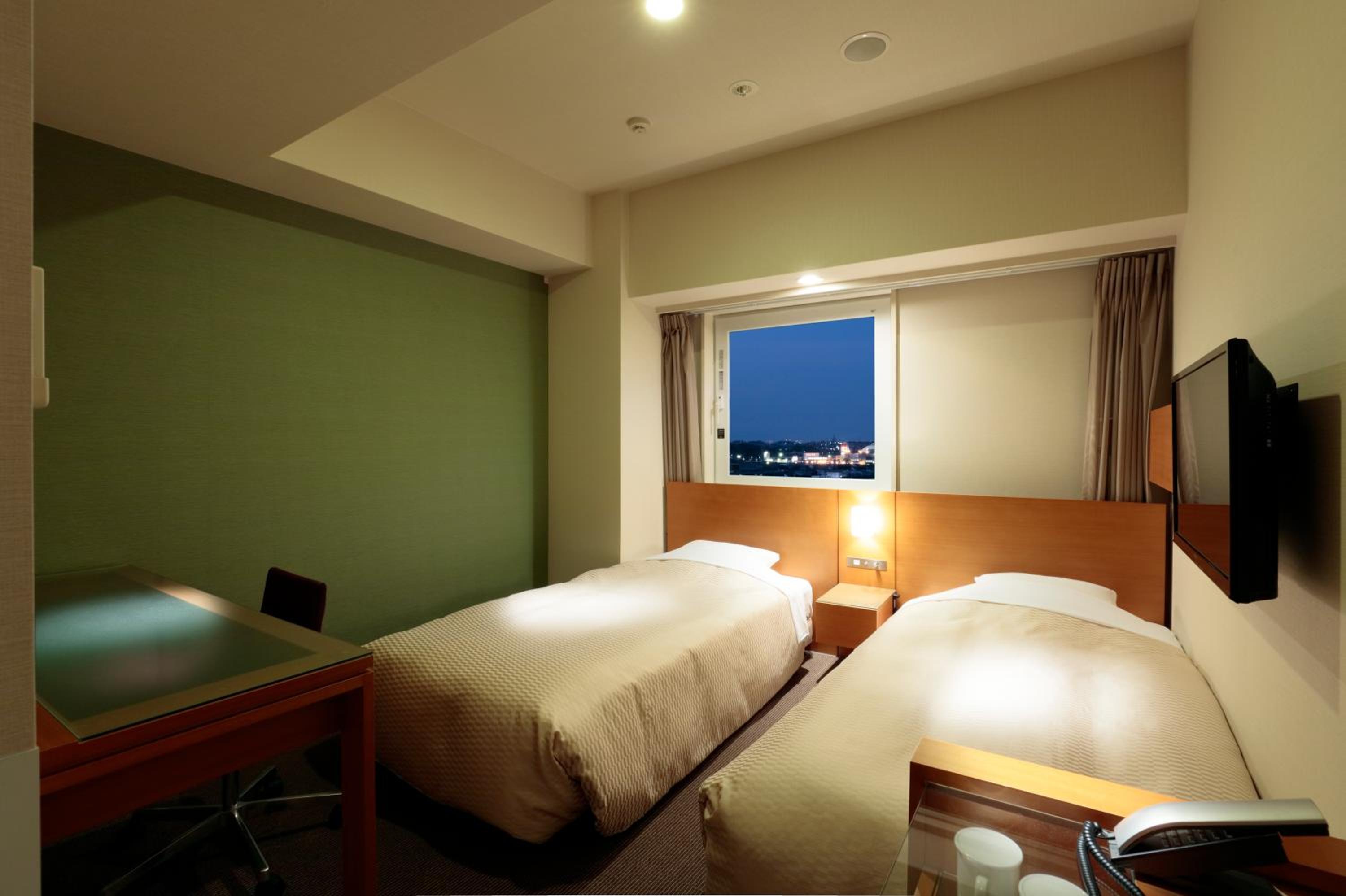 Standard Twin Room - Non-Smoking - Photo 5