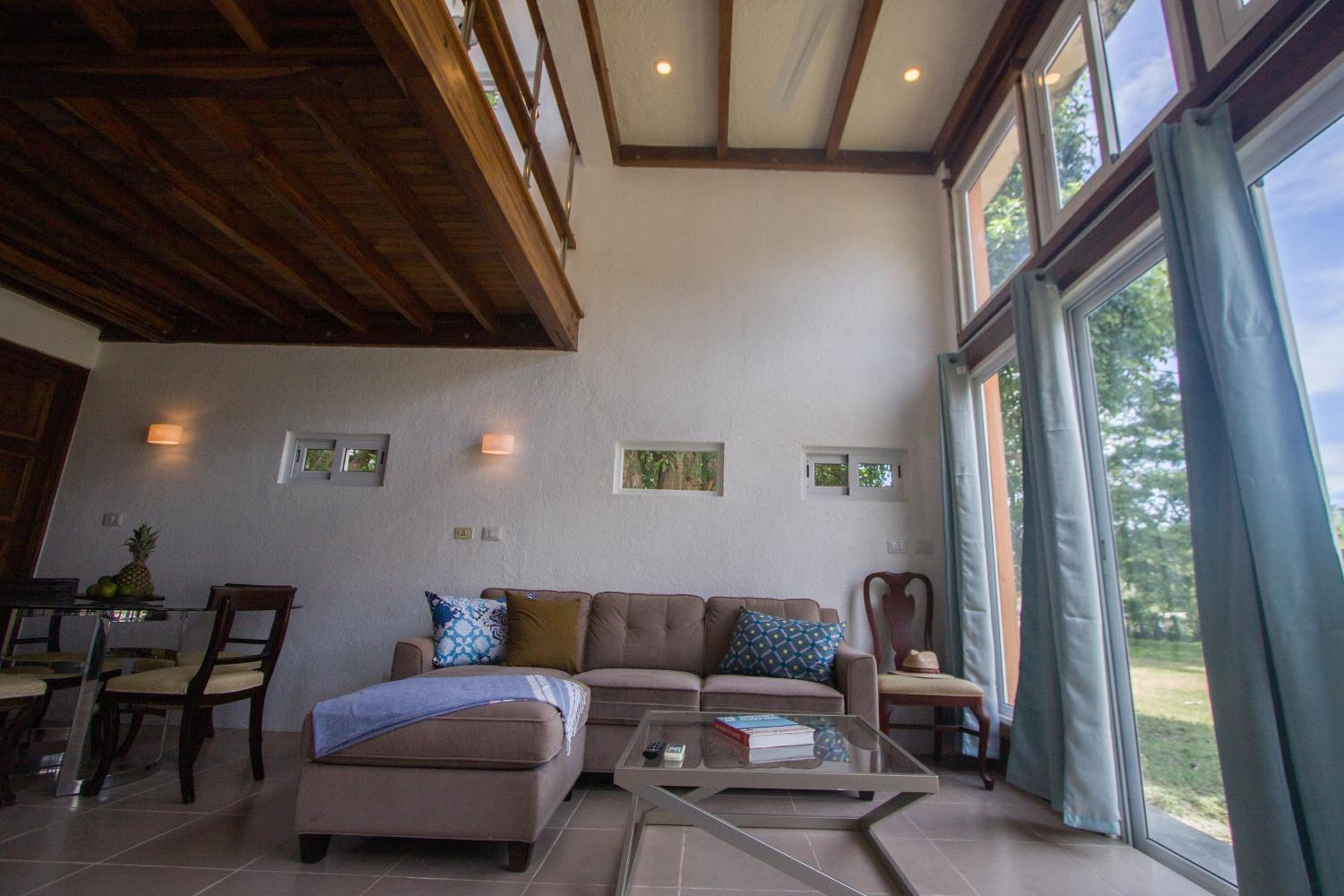 One-Bedroom House photo 3