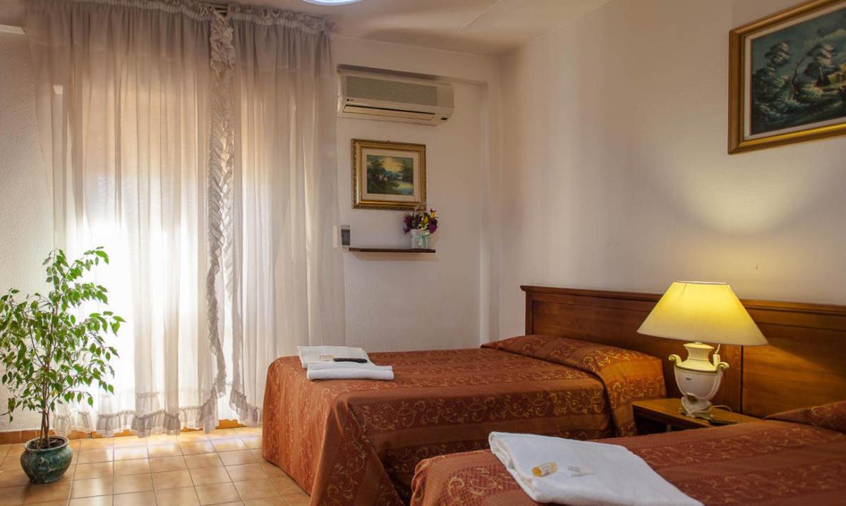 Twin Room photo 1