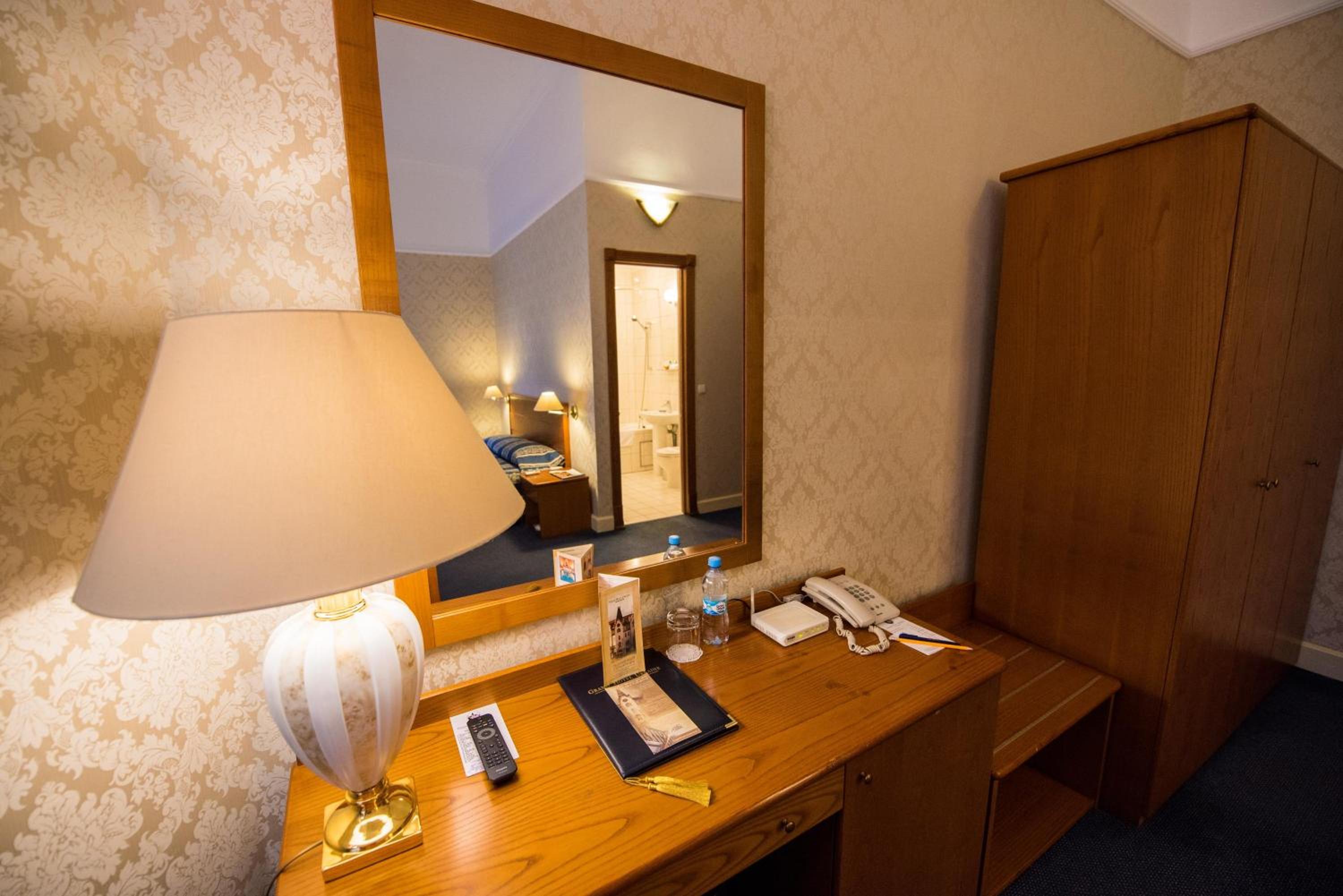 Double or Twin Room photo 3