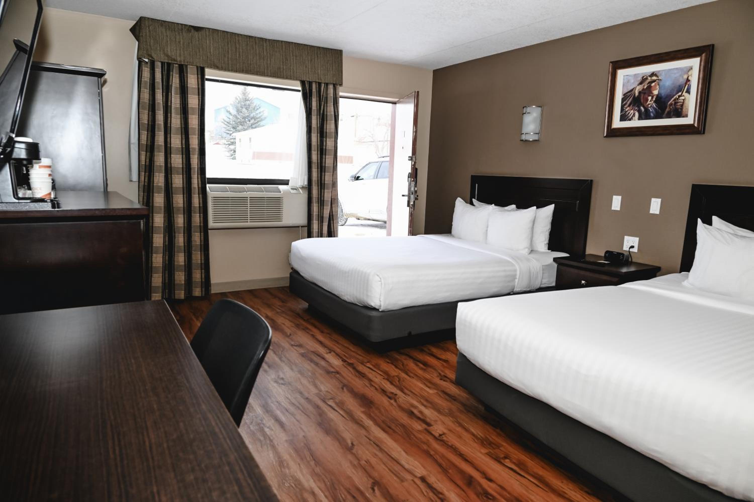 Queen Room with Two Queen Beds - Non-Smoking
