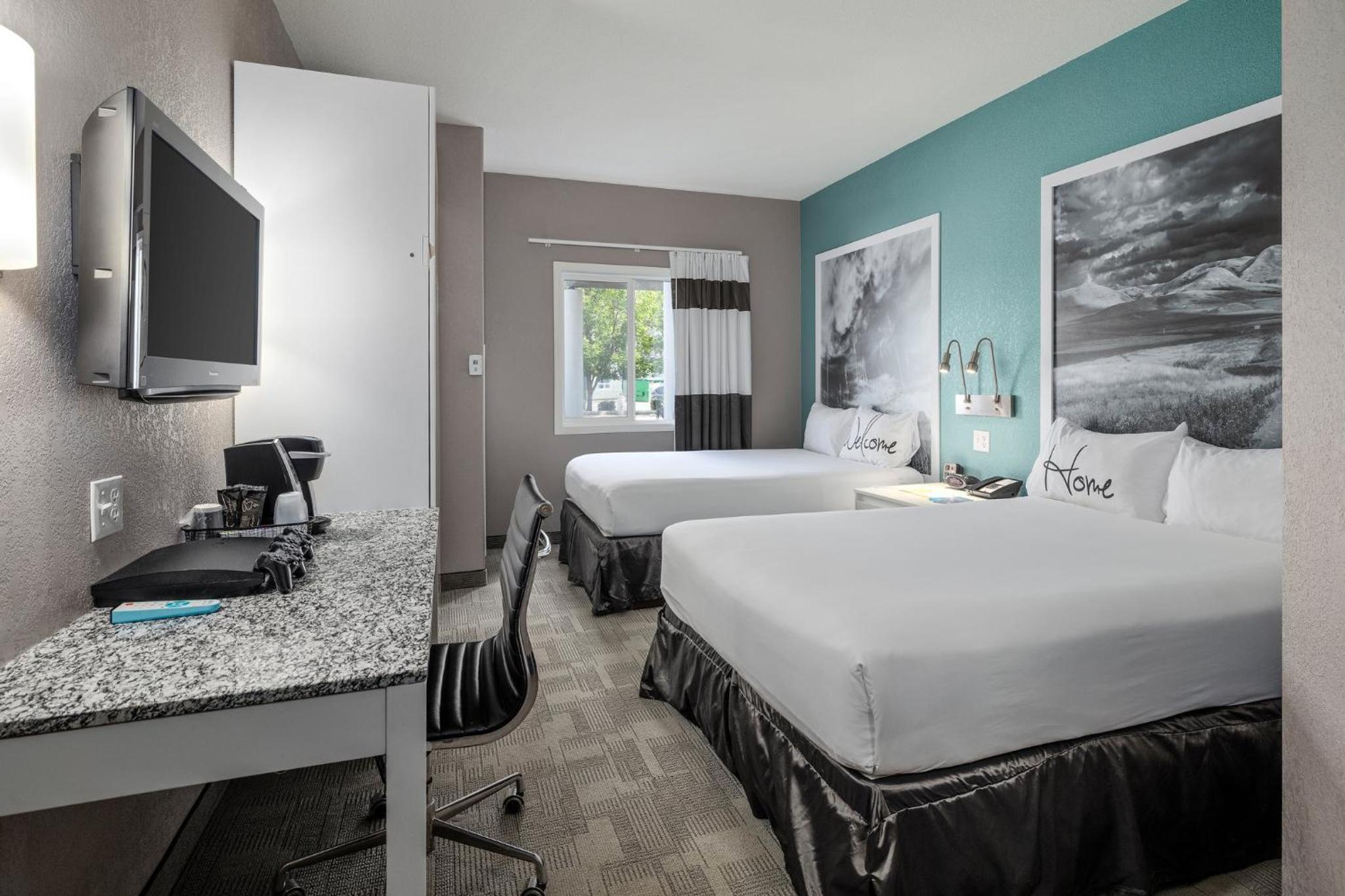 Standard Double Room with Two Double Beds - Photo 6
