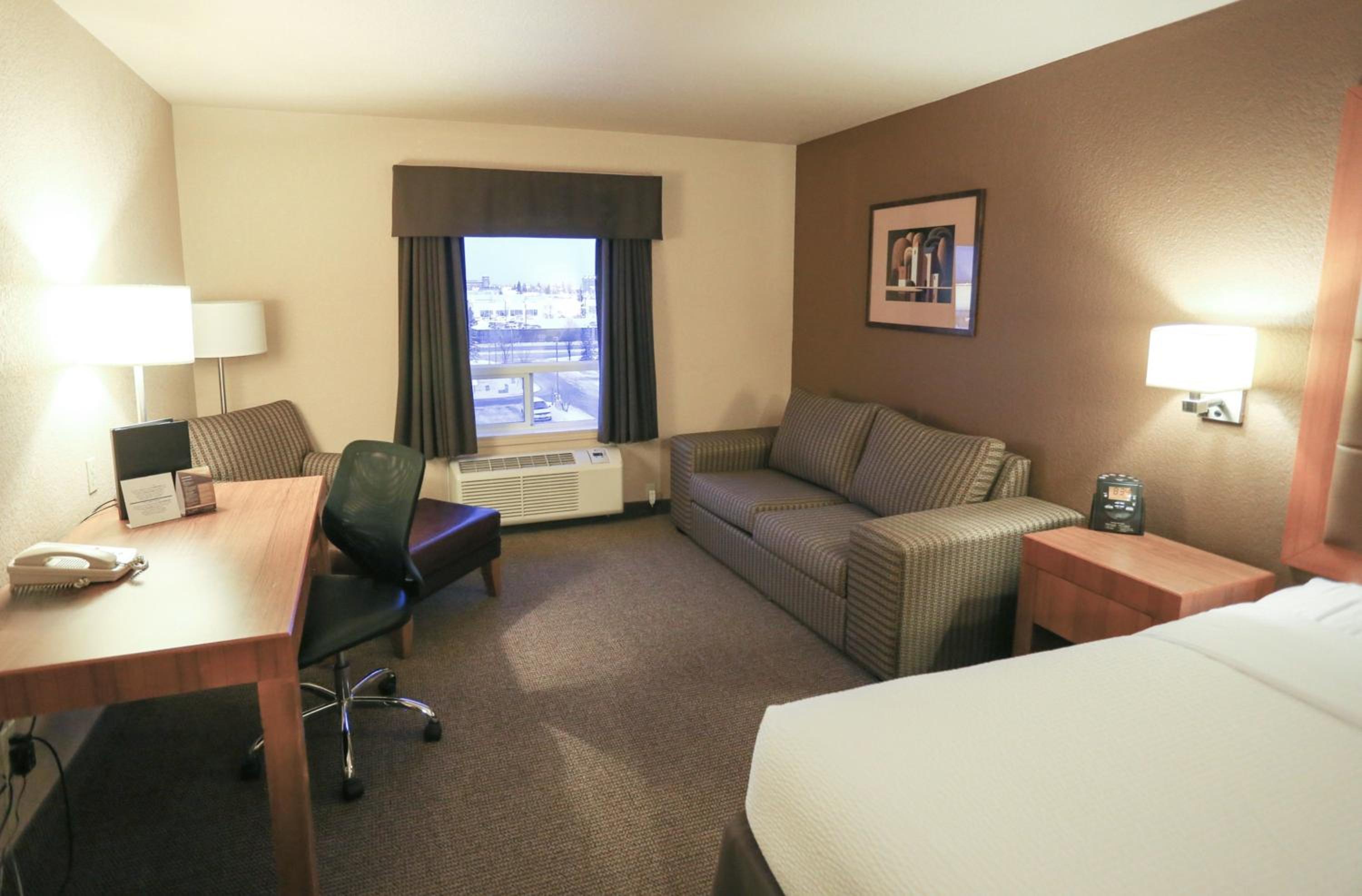 King Suite - Photo 6