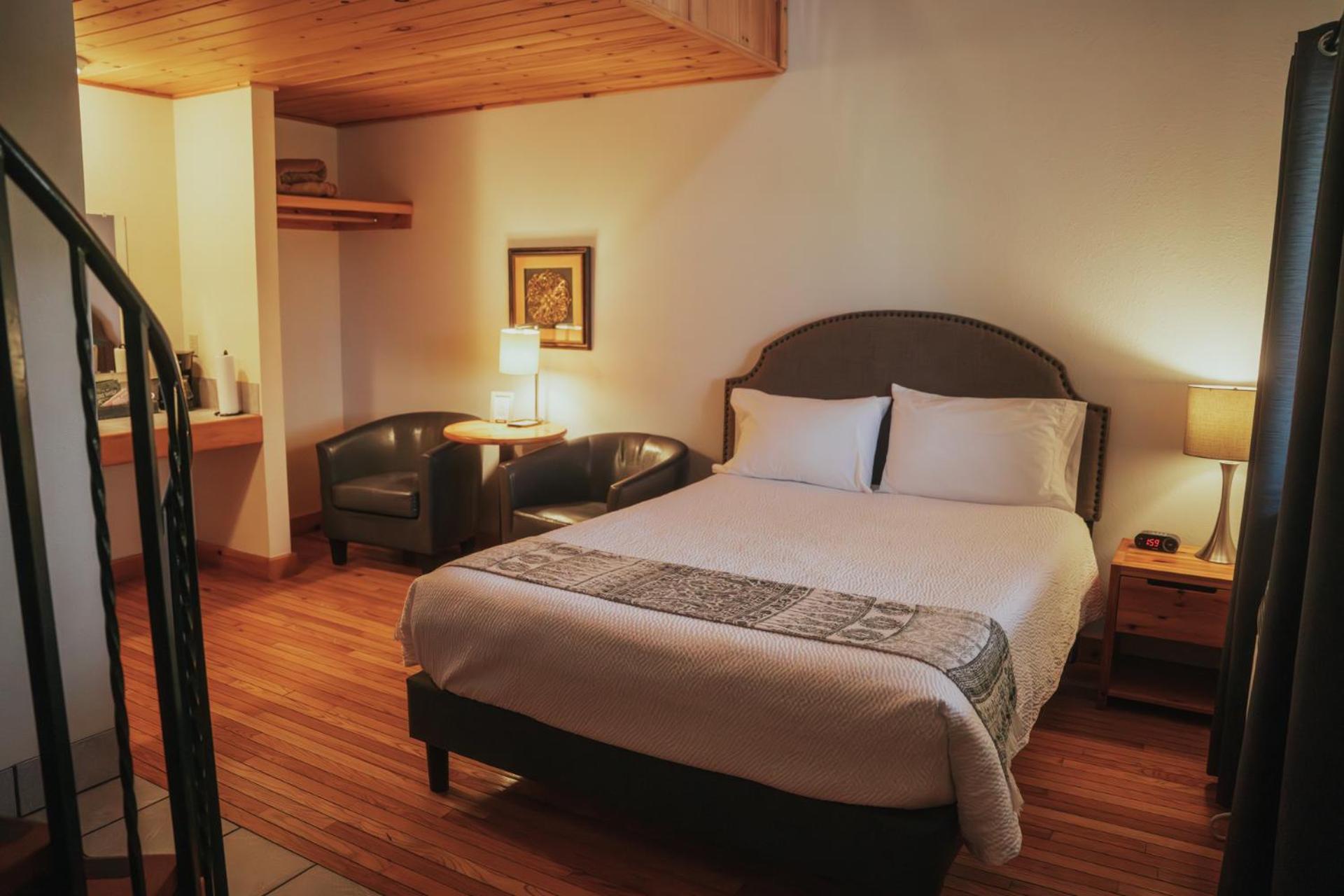 Deluxe Double Room photo 2