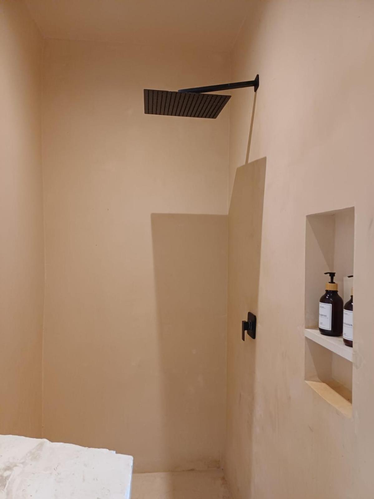 Deluxe Suite with Spa Bath photo 1
