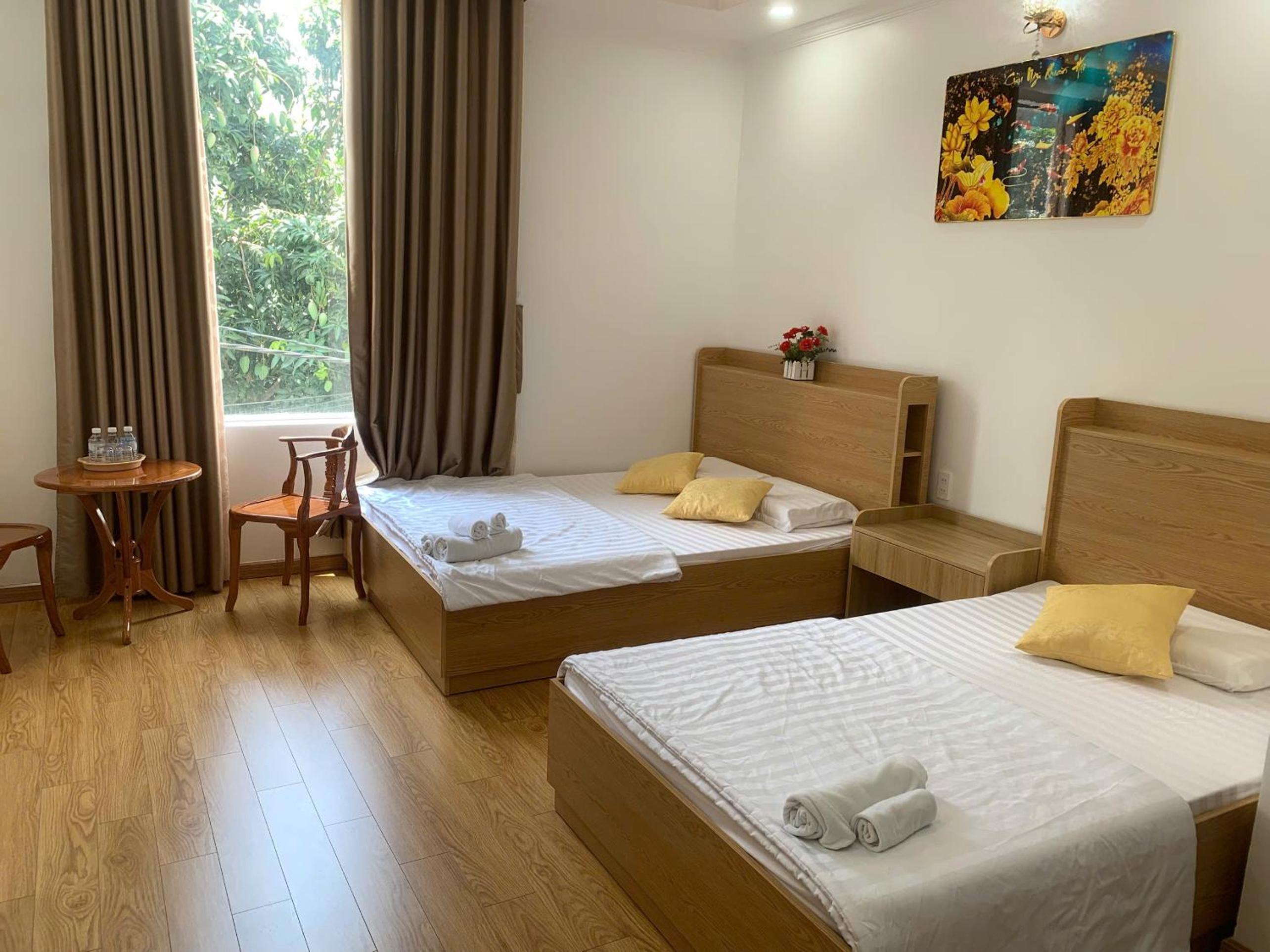 Triple Room with City View