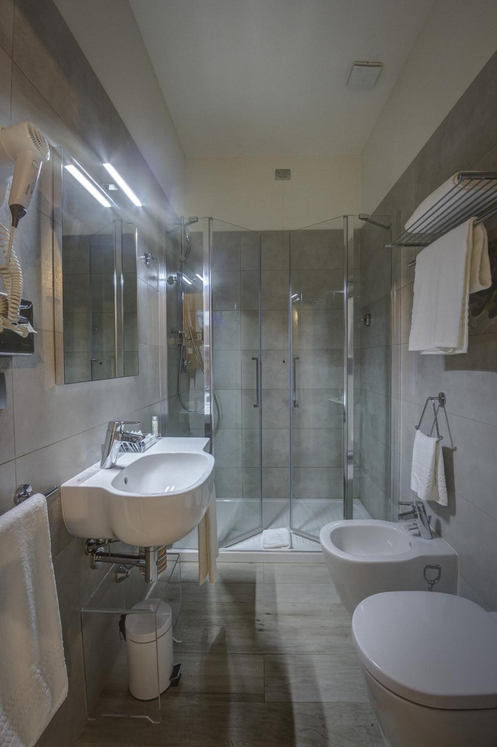 Superior Double or Twin Room with Terrace photo 2