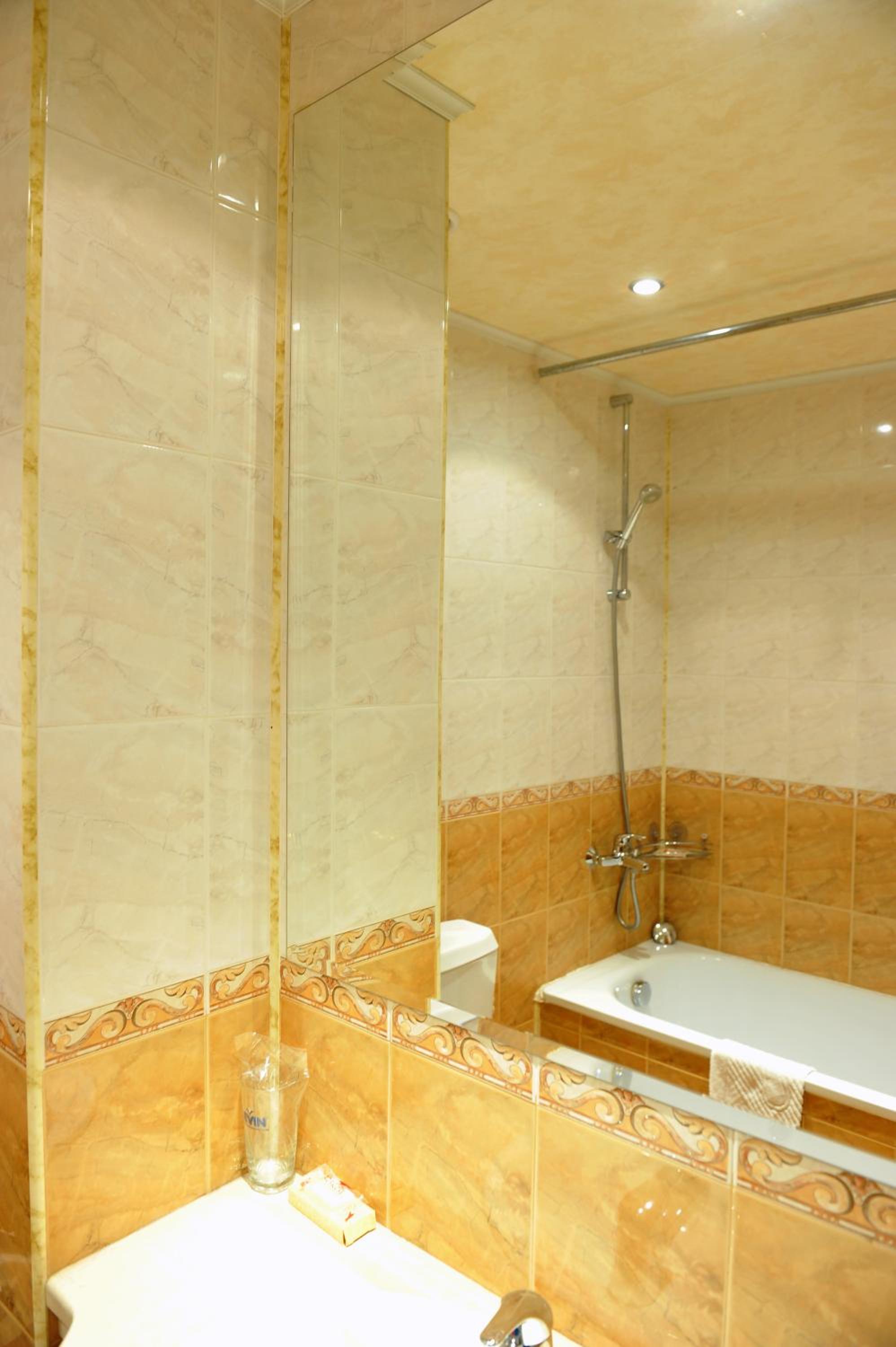 Double Room - Photo 26