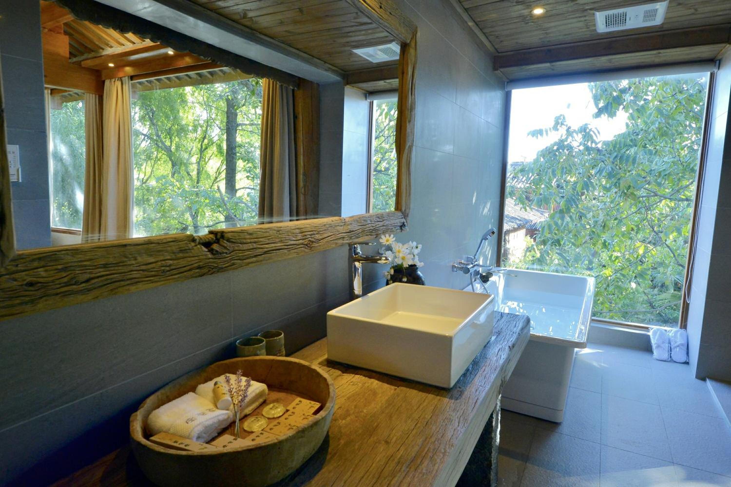 Queen Room with Garden View photo 2