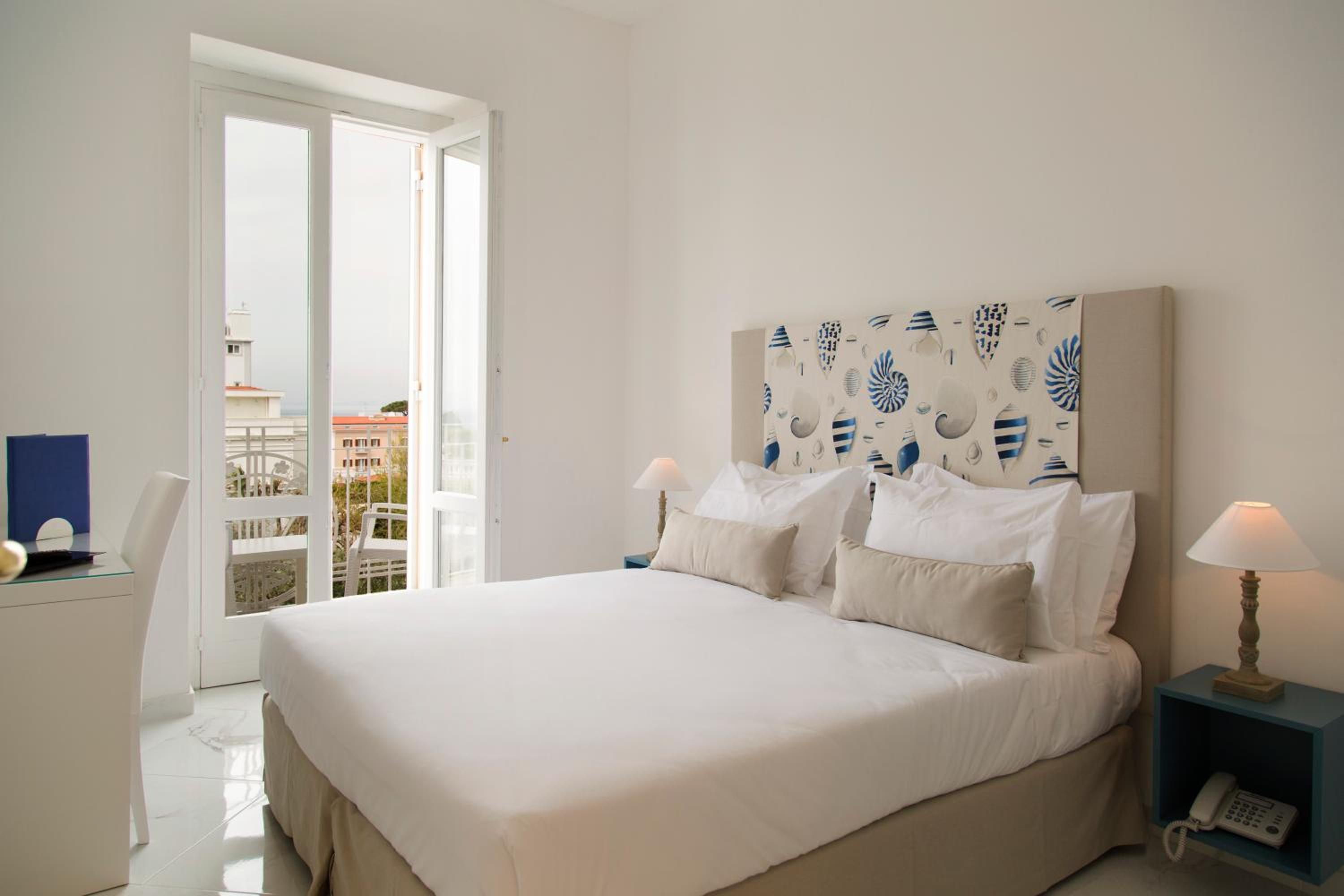 Superior Double or Twin Room with Sea View
