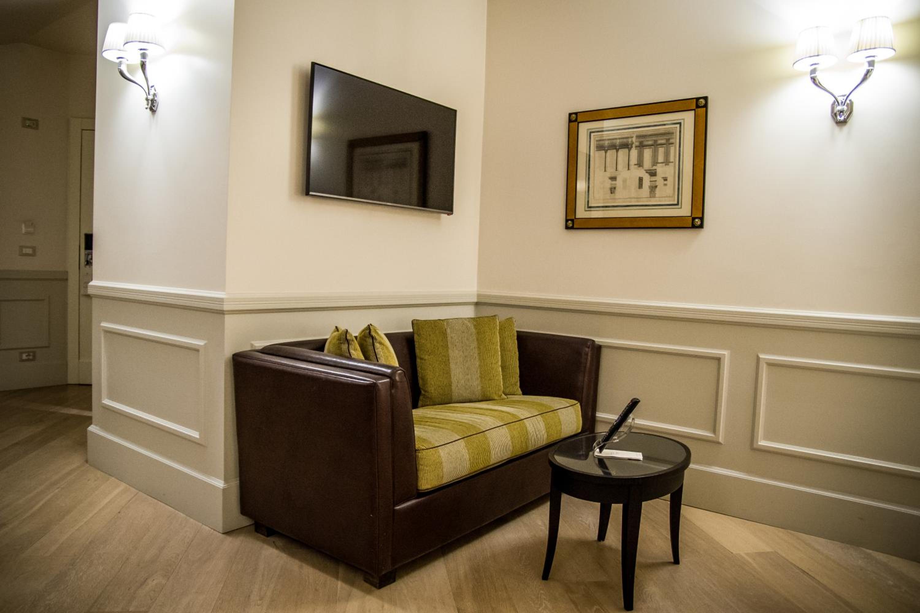 Executive Double Or Twin Room photo 3