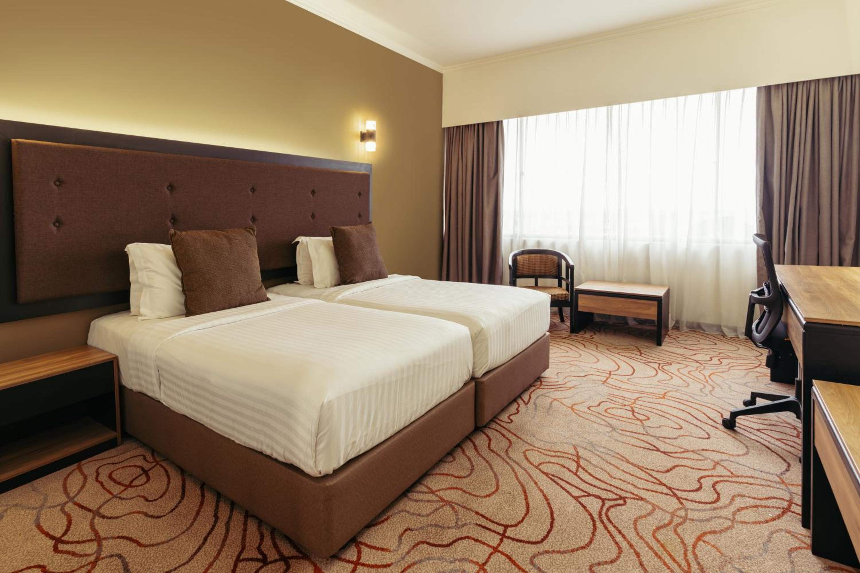 Twin Room - Photo 2