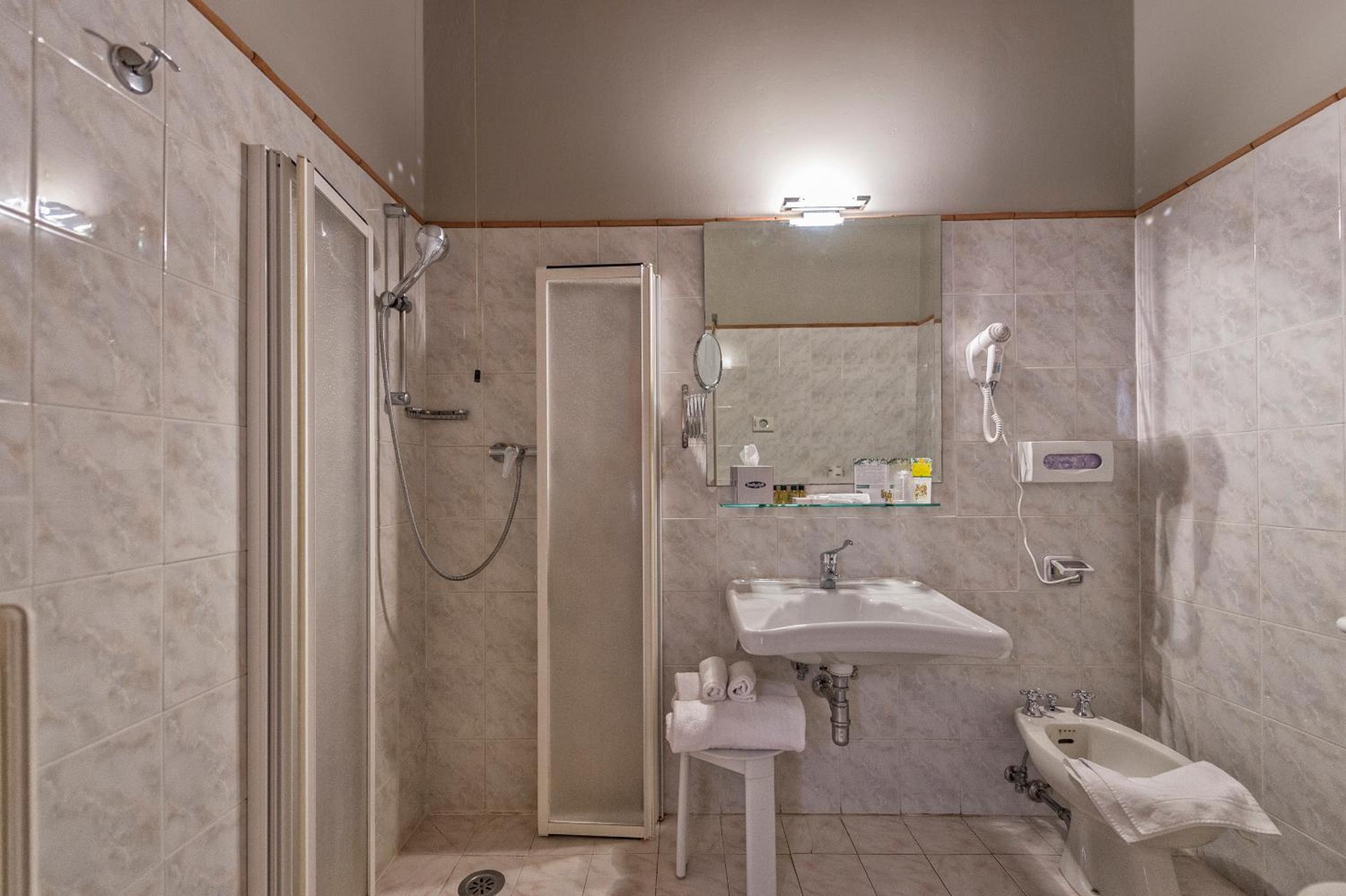 Double or Twin Room with View photo 2