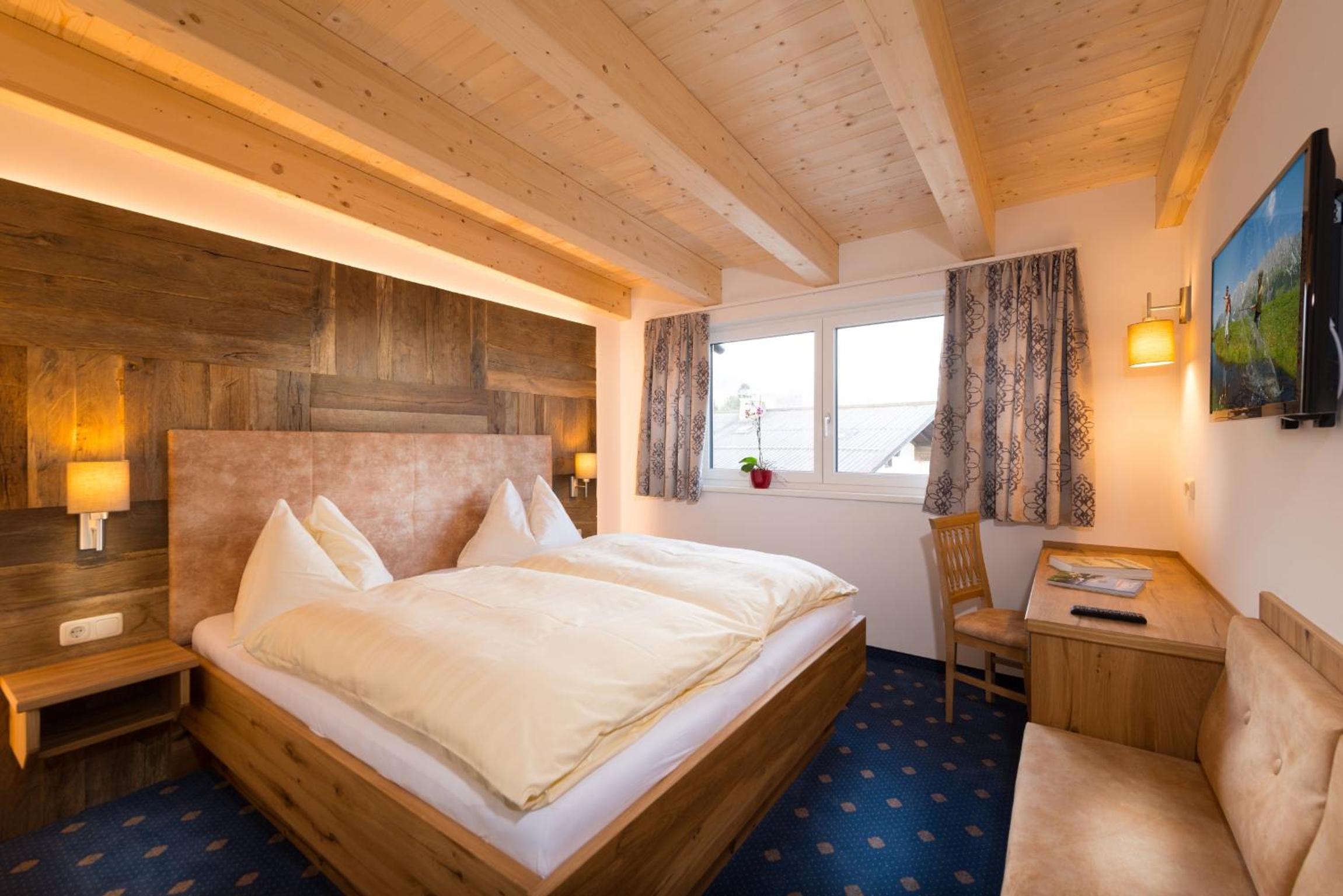 Standard Double Room - Photo 5