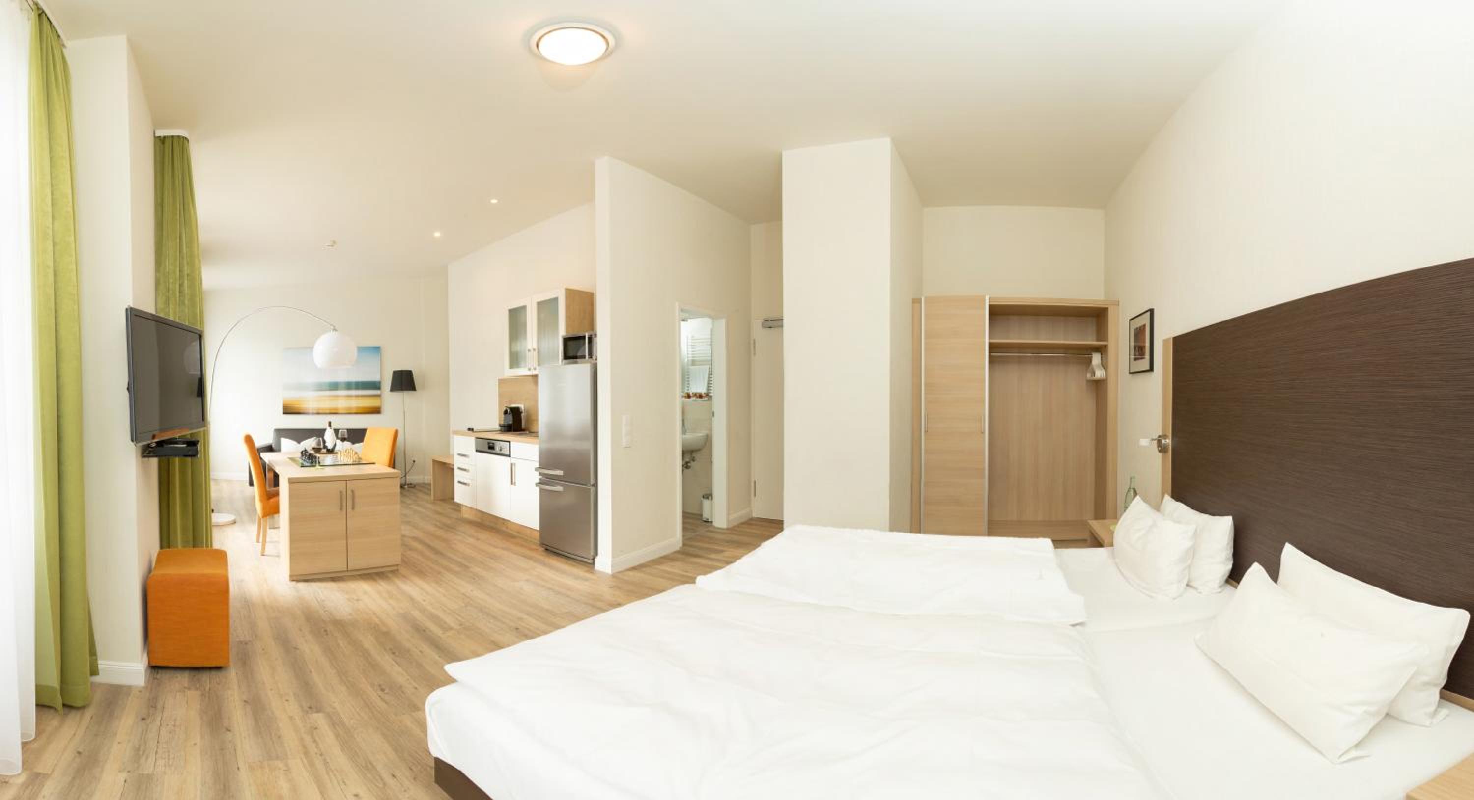 Deluxe Studio Apartment - Photo 1
