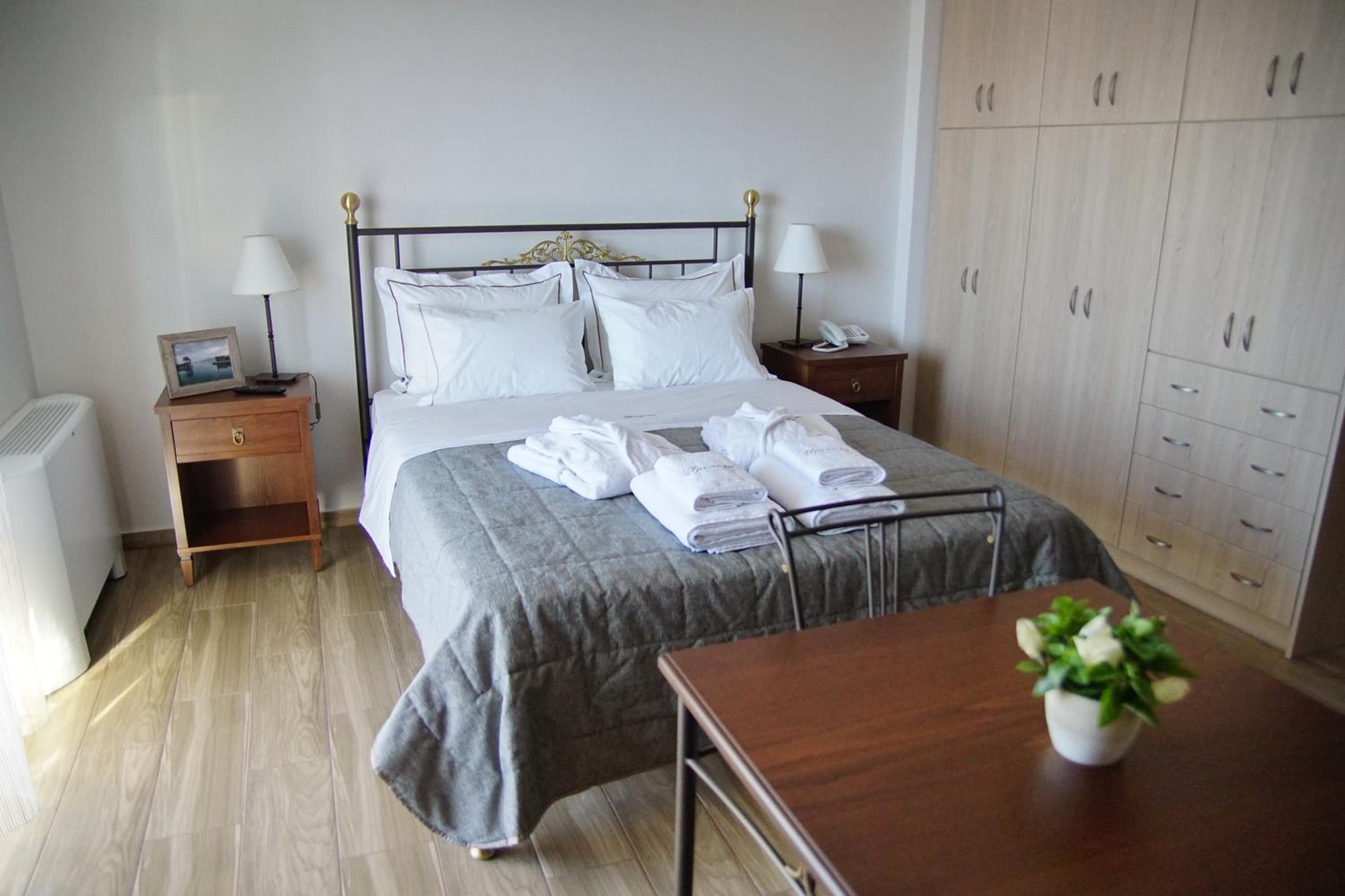 Studio Apartment with Sea View photo 3