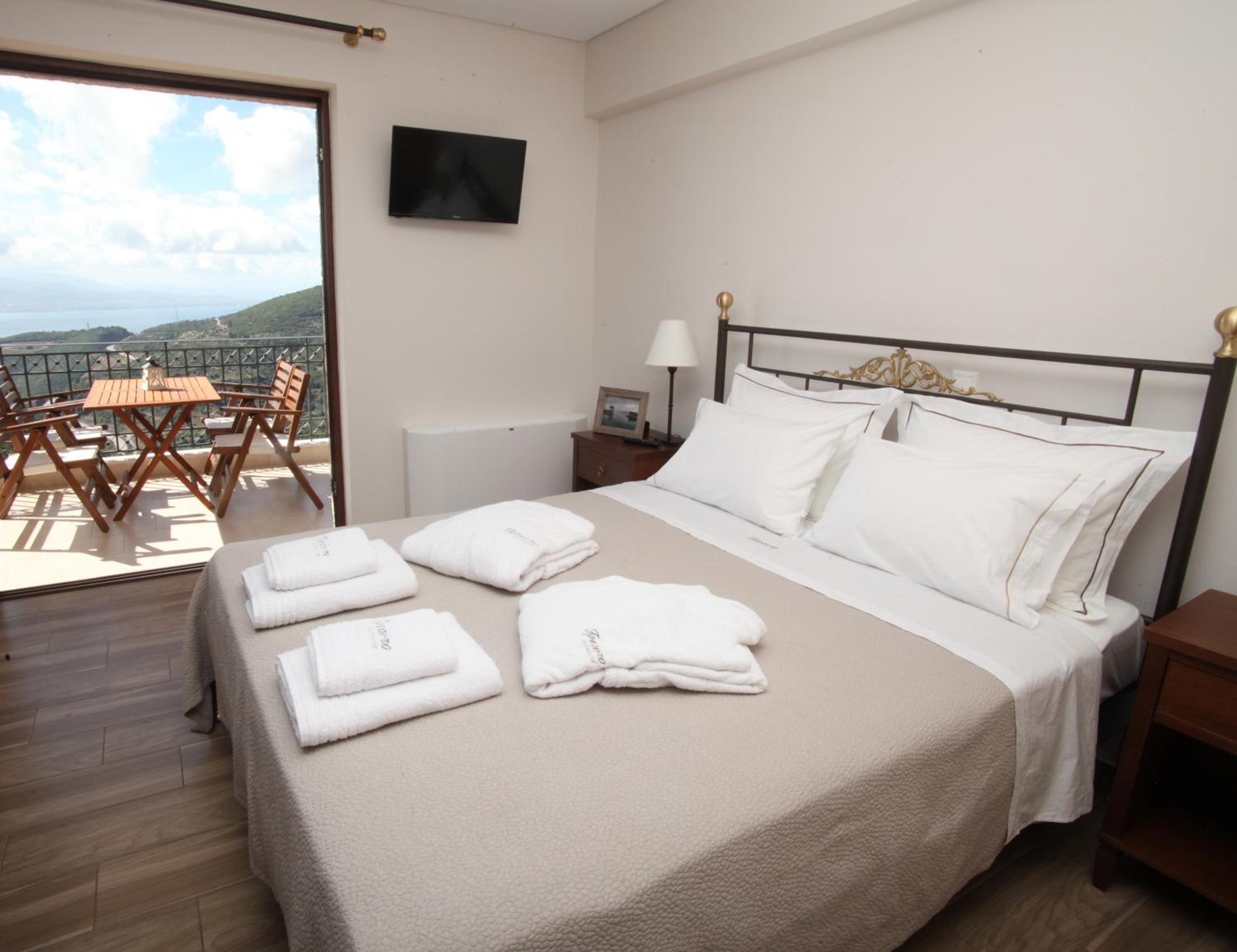 Studio Apartment with Sea View photo 2