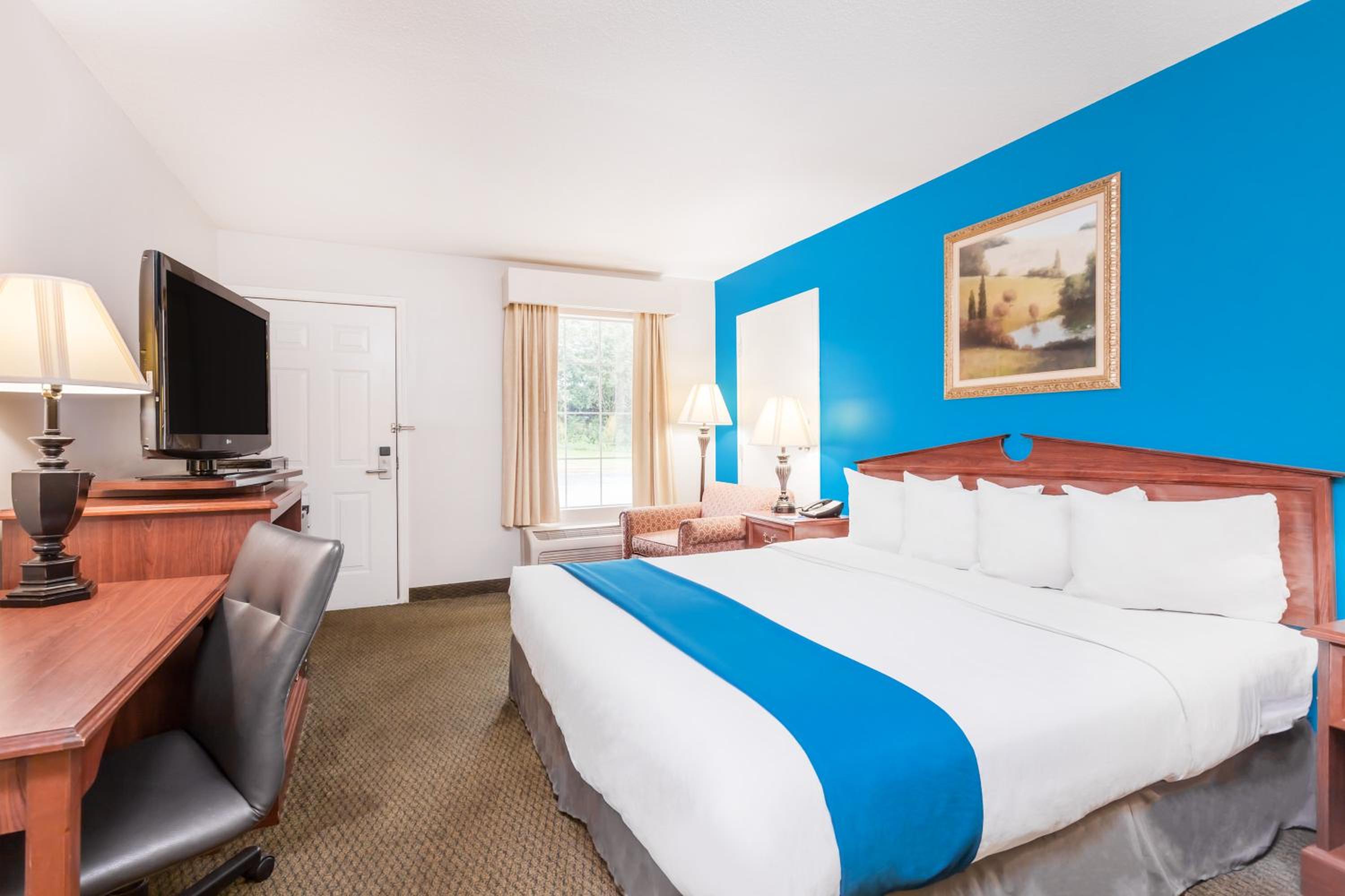King Room - Disability Access/Non-Smoking - Photo 2
