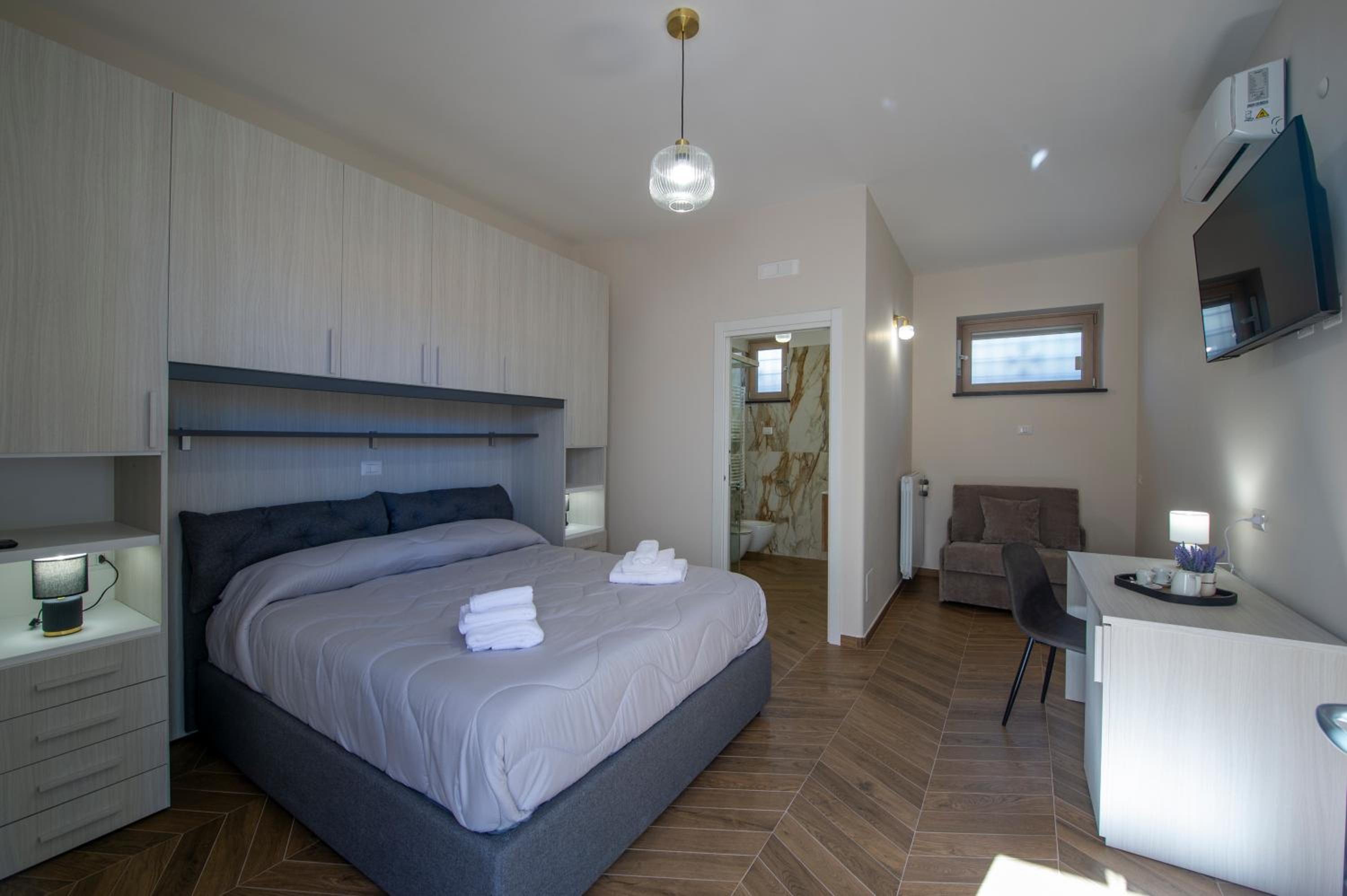 Double Room with Balcony photo 3