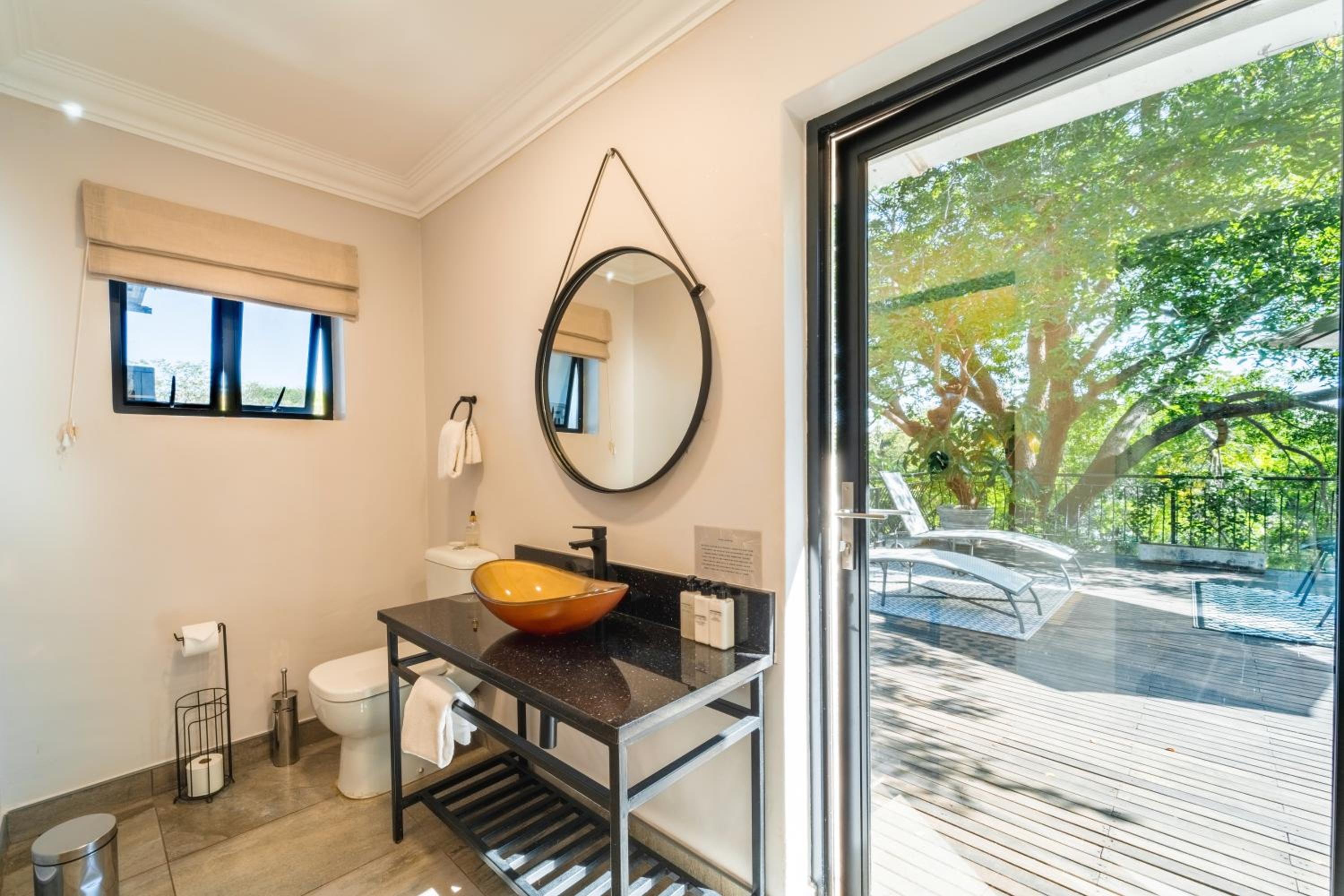 Suite with Balcony photo 3