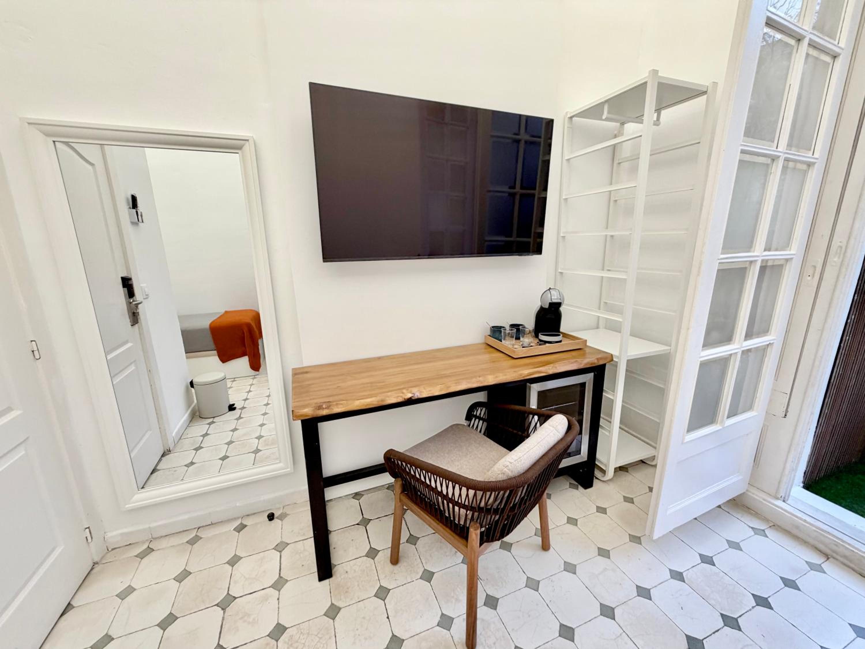 Double or Twin Room with Terrace photo 3
