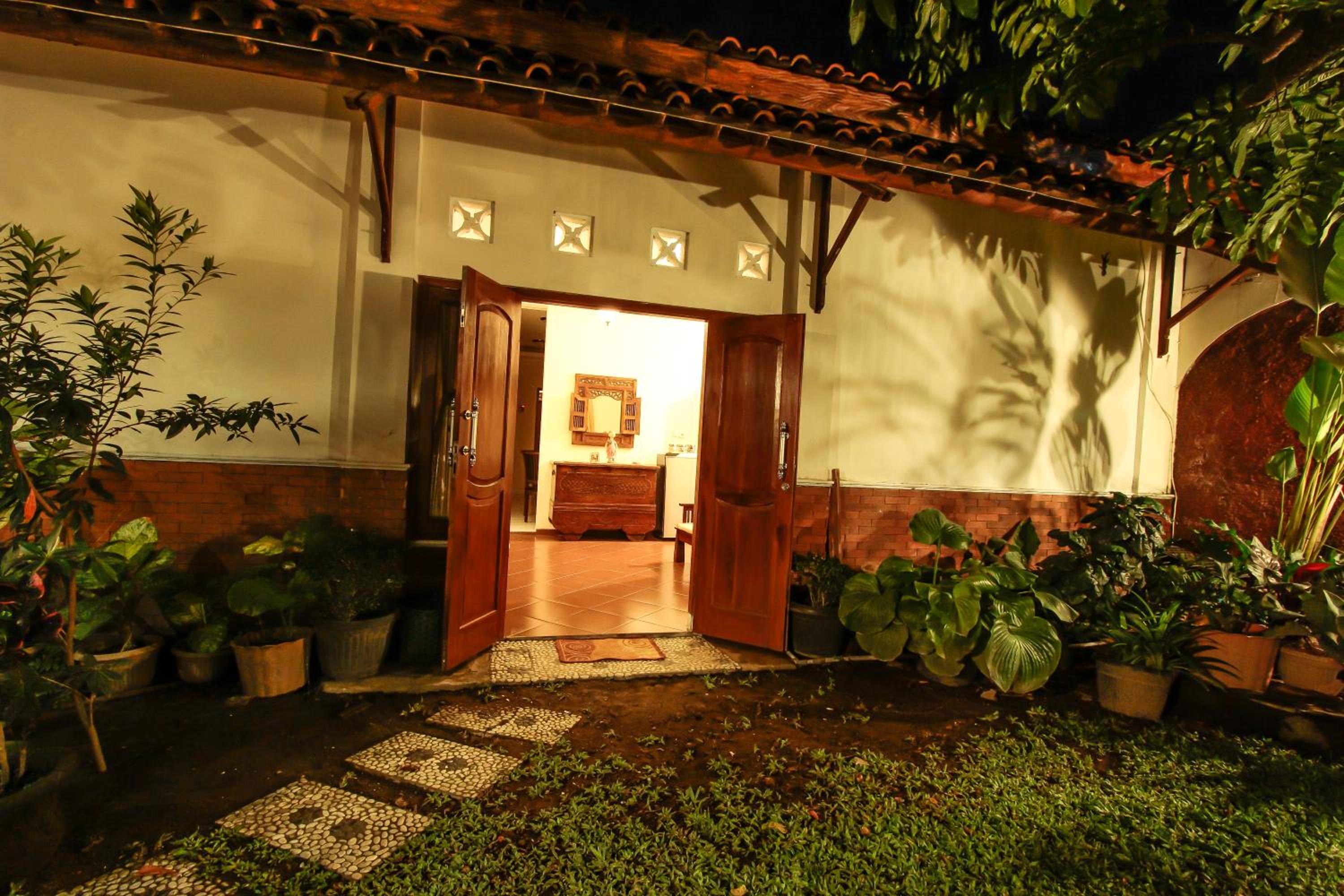 Four-Bedroom House - Photo 9