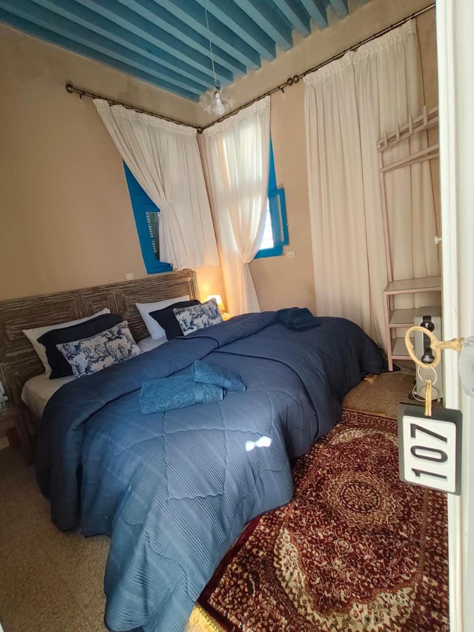 Budget Double Room photo 2