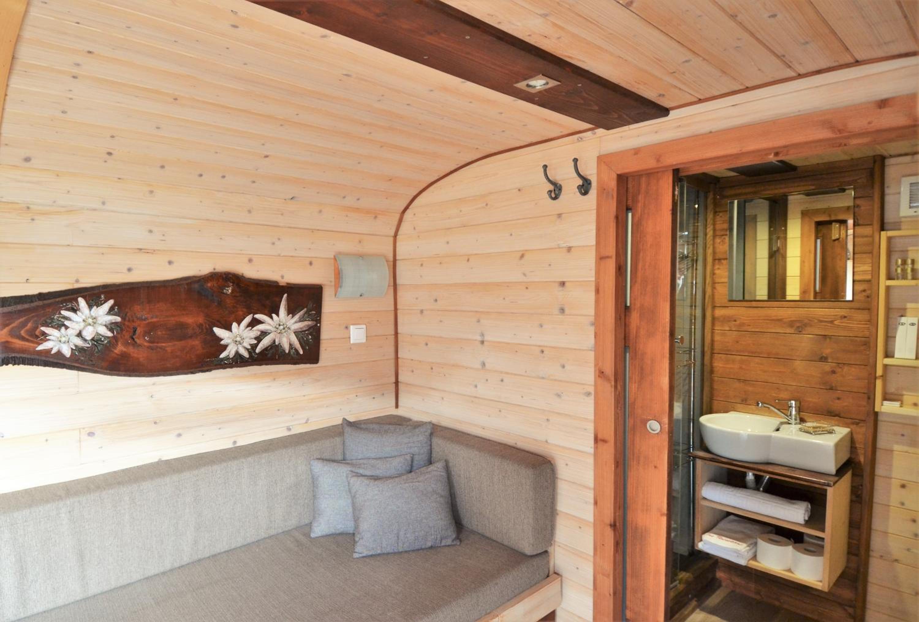 Caravan - Photo 4