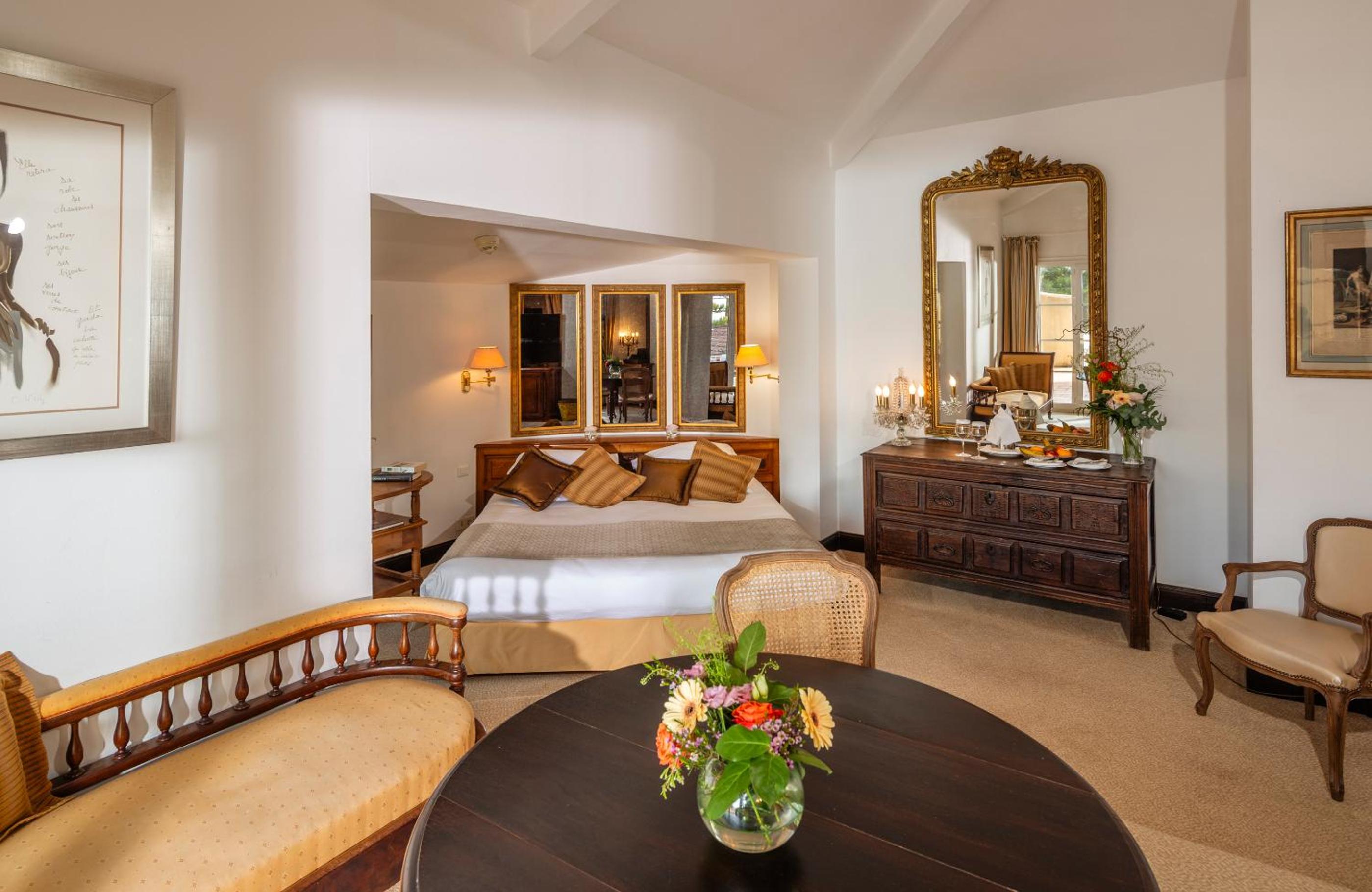 Junior Suite with Sea and Garden View and Private Terrace photo 1