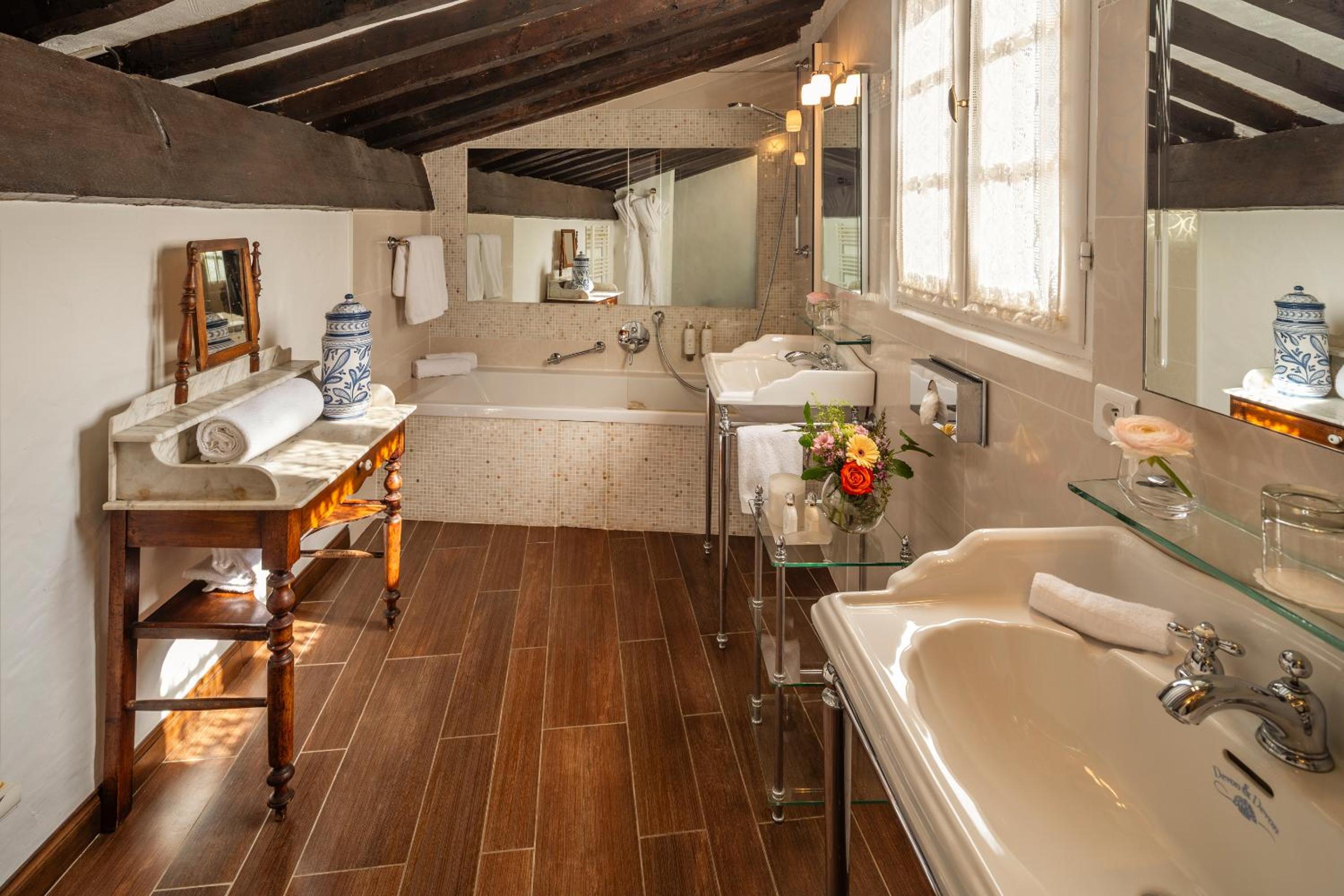 Double or Twin Room with Sea View and without Terrace photo 2
