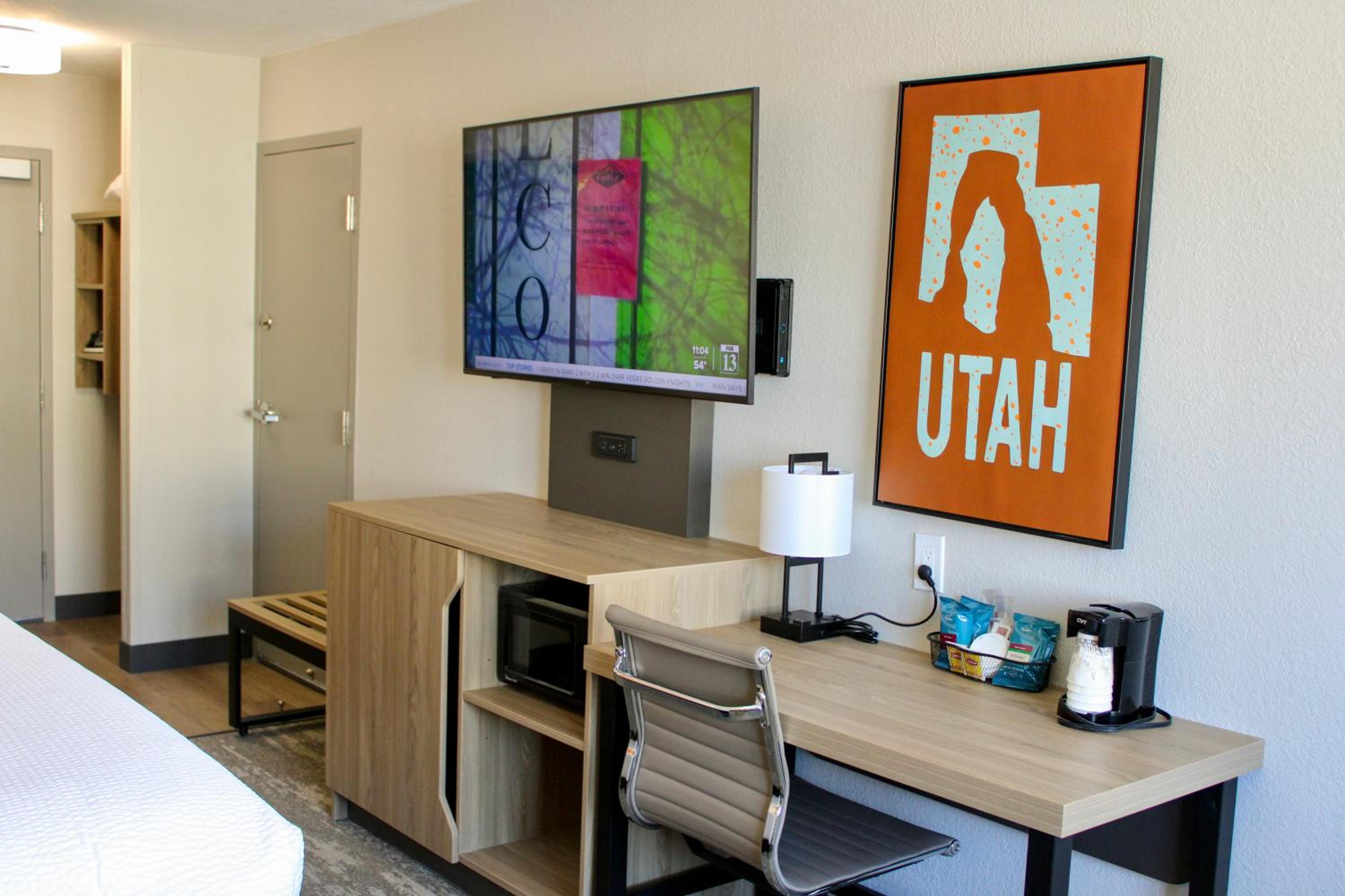 Family Suite - Non Smoking - Photo 2