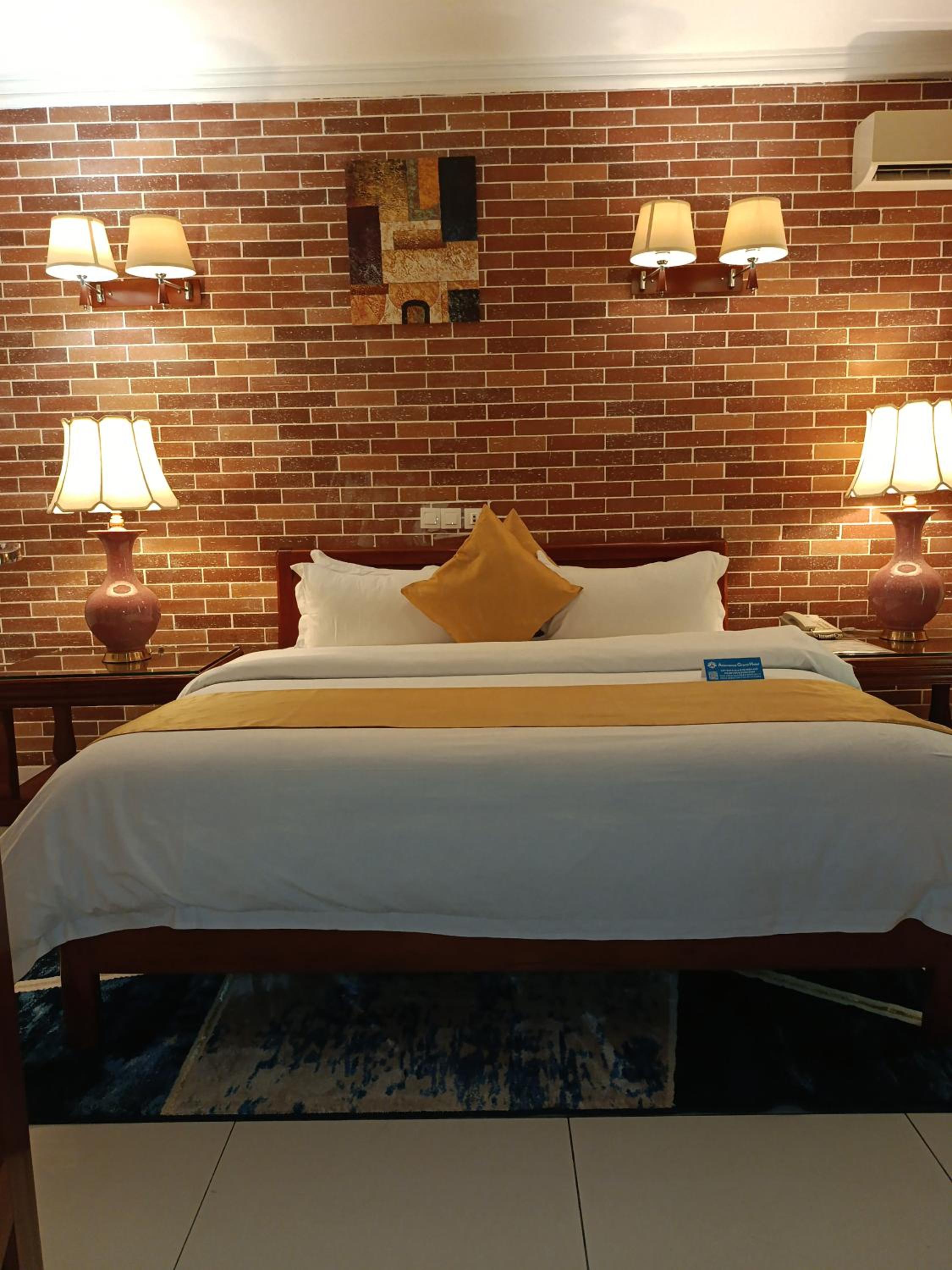 Standard Single Room with Shower