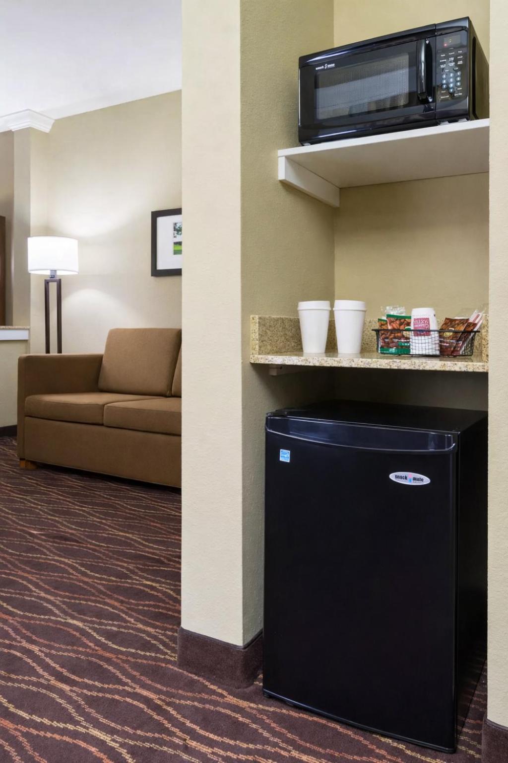 Two-Bedroom Suite photo 3