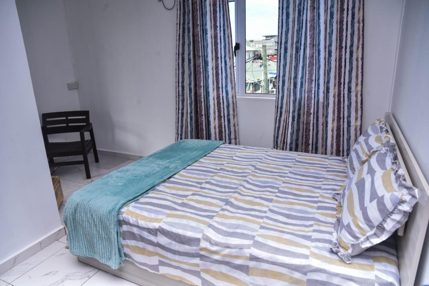 Deluxe Double Room (2 Adults + 1 Child) photo 3