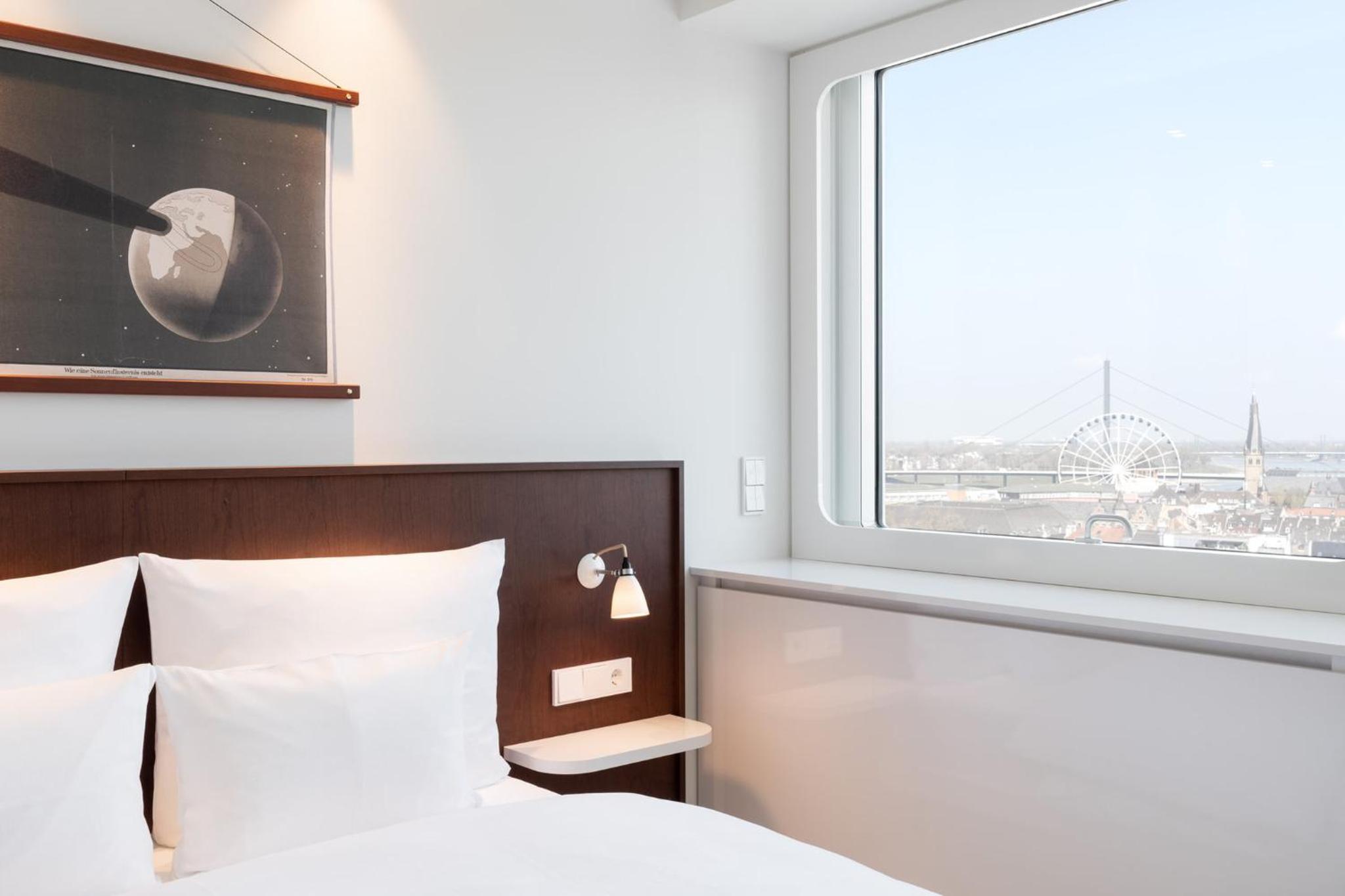 Lovely Accessible Room - Photo 2