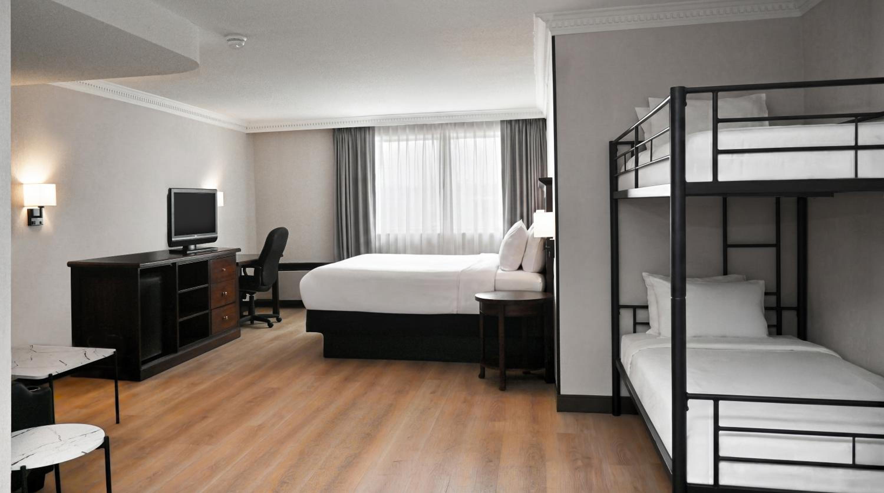 1 King Bed, with Bunk Bed & Pull out Couch - Photo 3