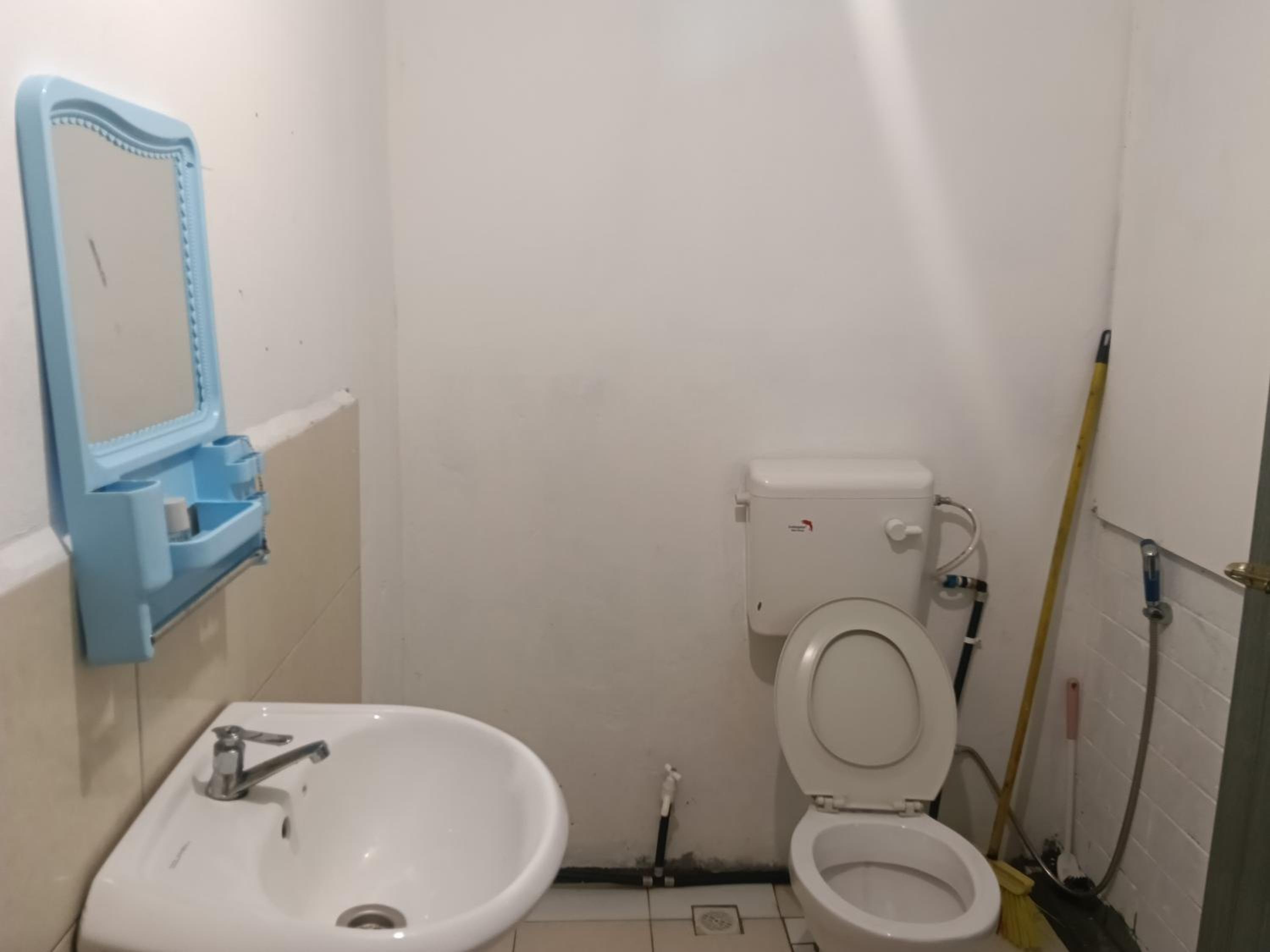 4-Bed Mixed Dormitory Room
