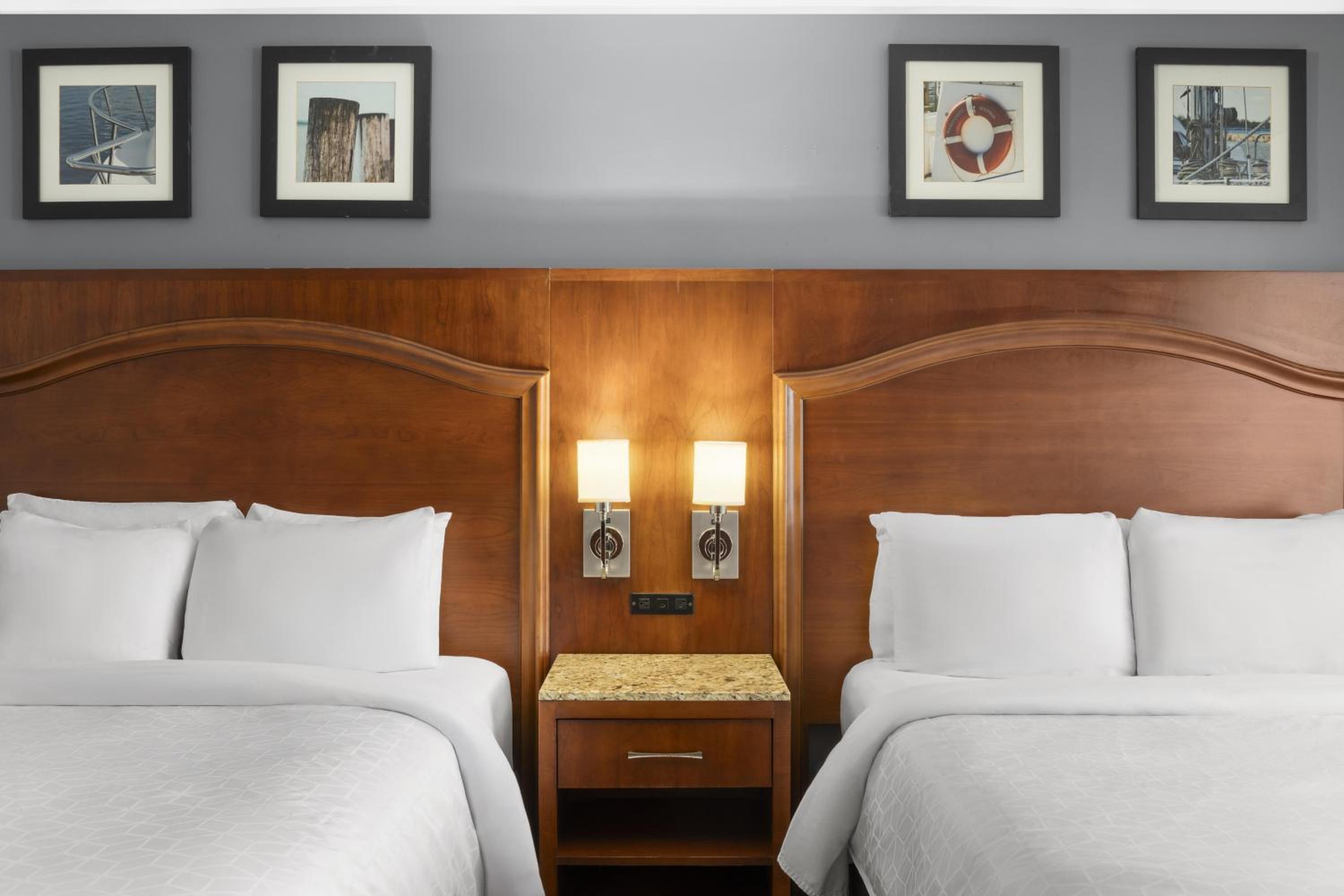 Double Room with Two Double Beds - Non-Smoking - Photo 4