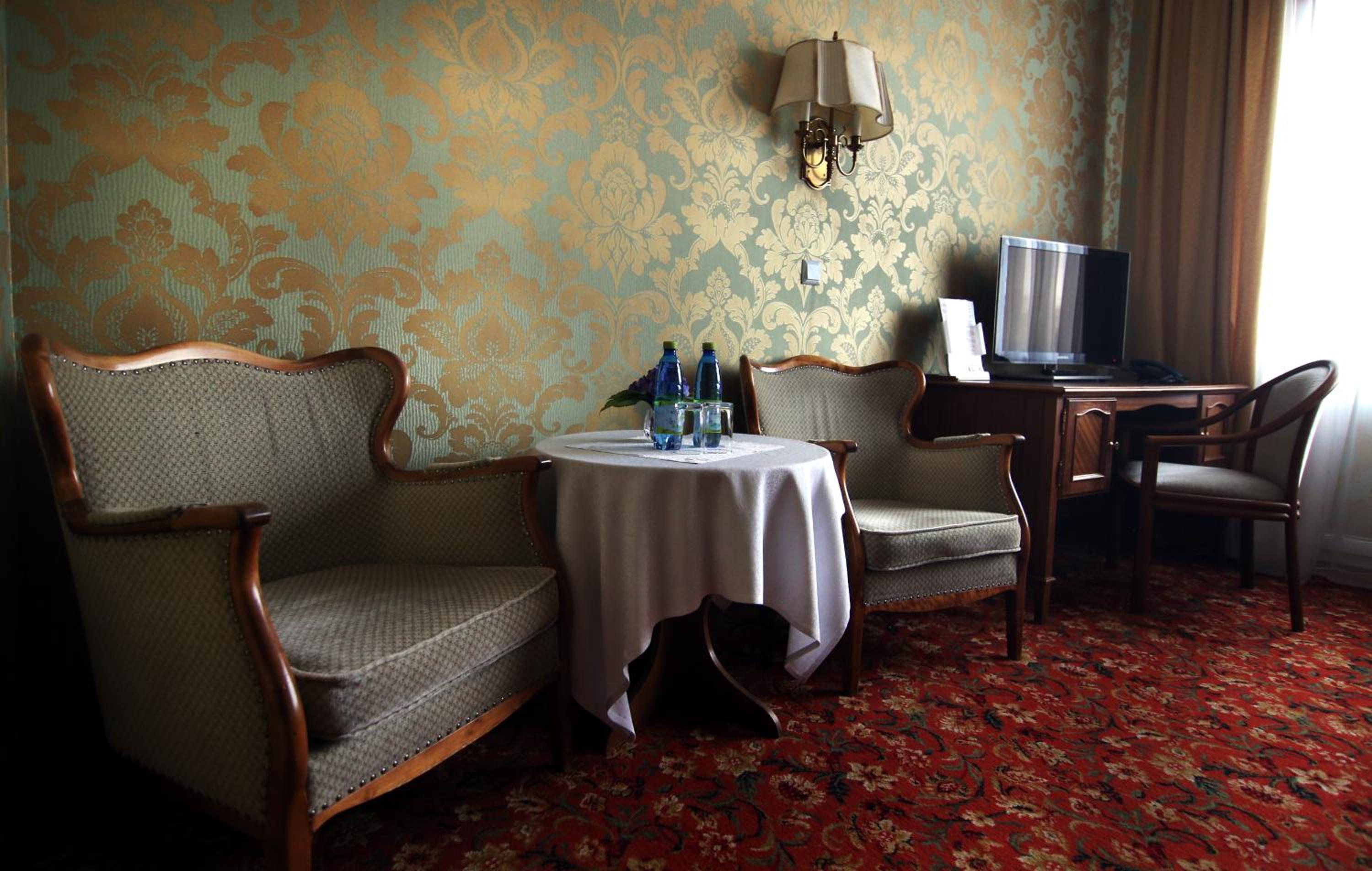 Double Room - Photo 5