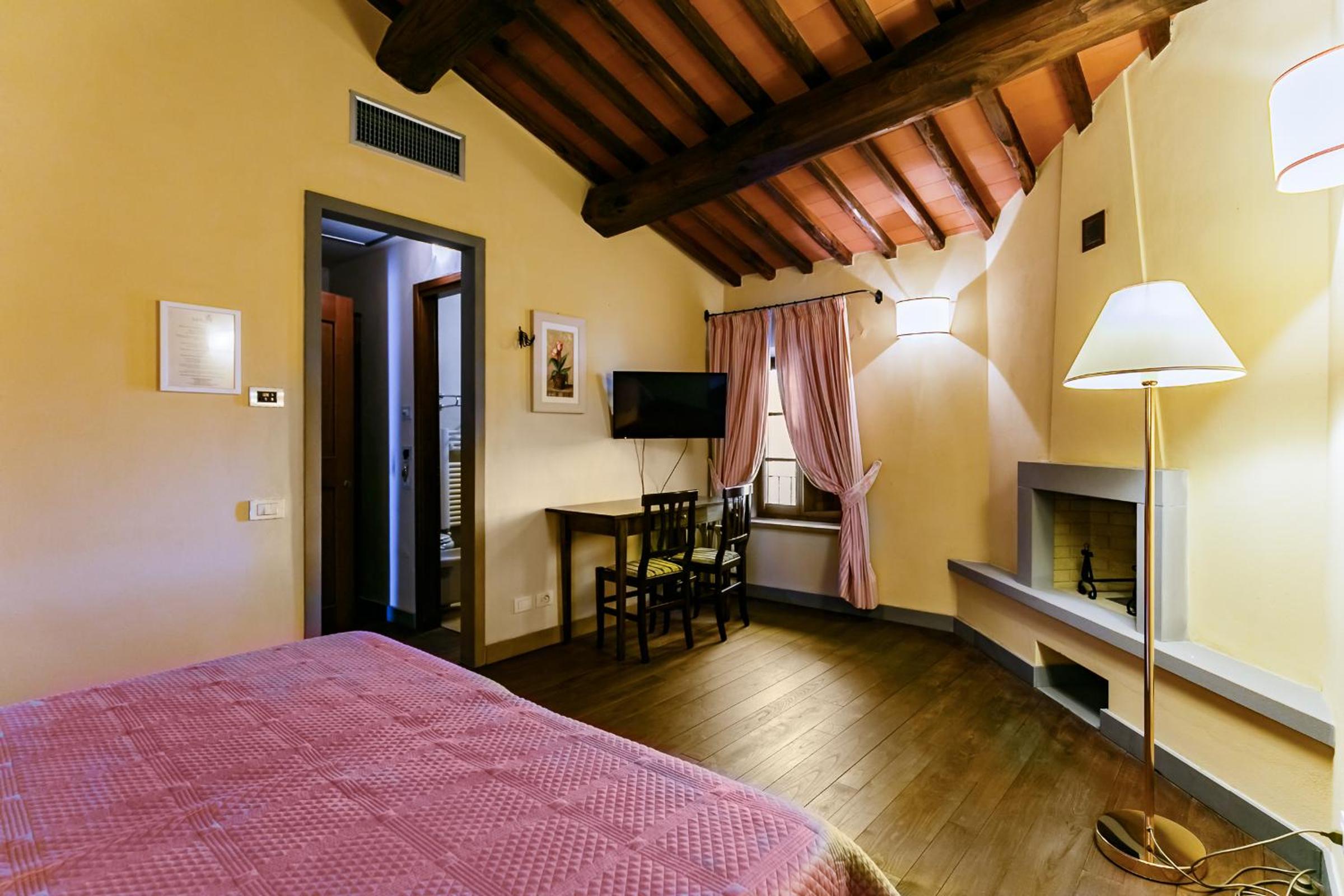 Classic Double Room