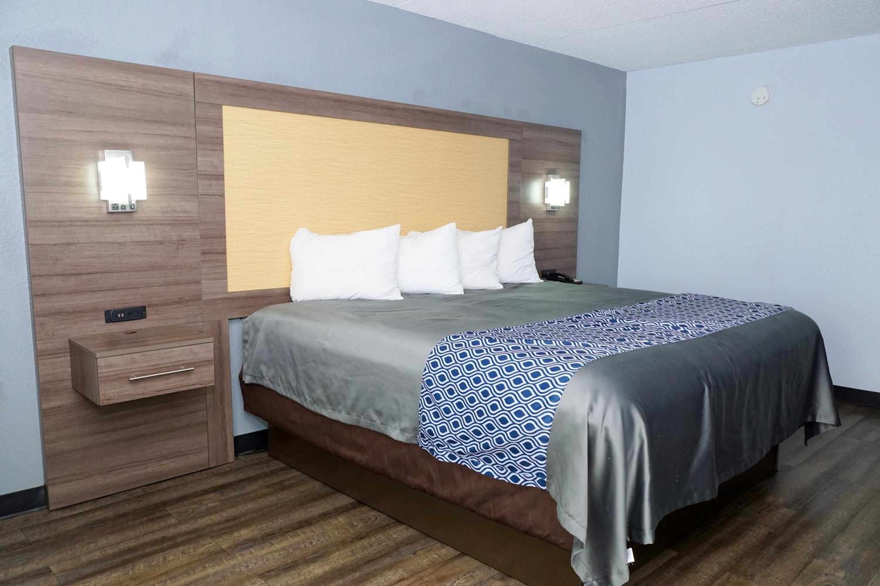 Single Room - Disability Access