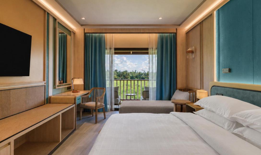 Deluxe Premium Sea Facing King