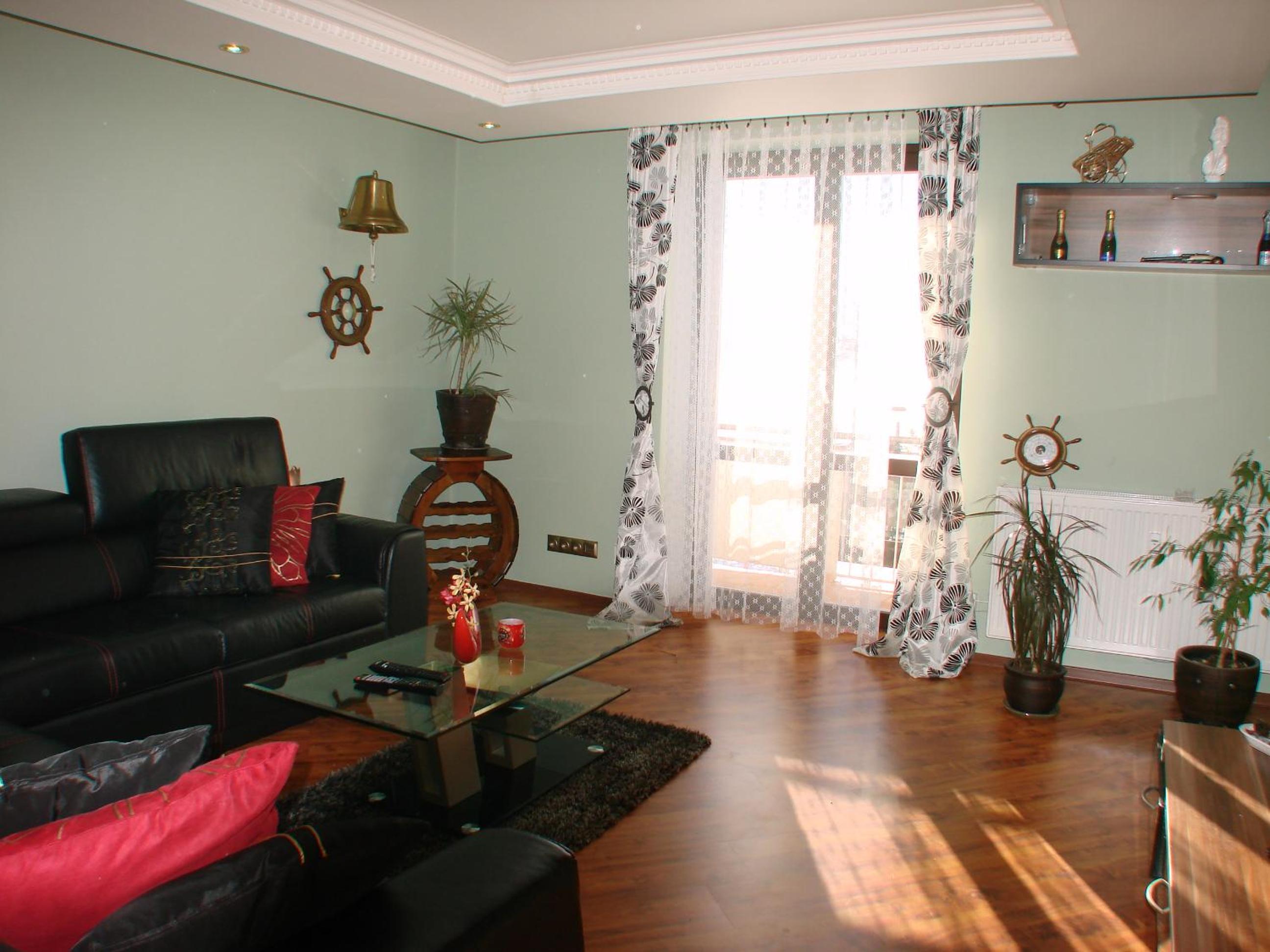 Deluxe Apartment photo 2