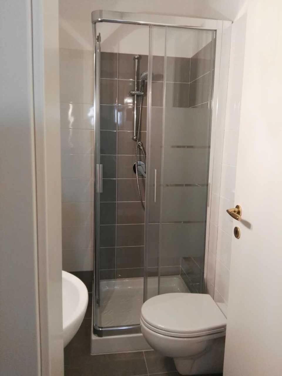 Double or Twin Room with Shared Bathroom photo 2