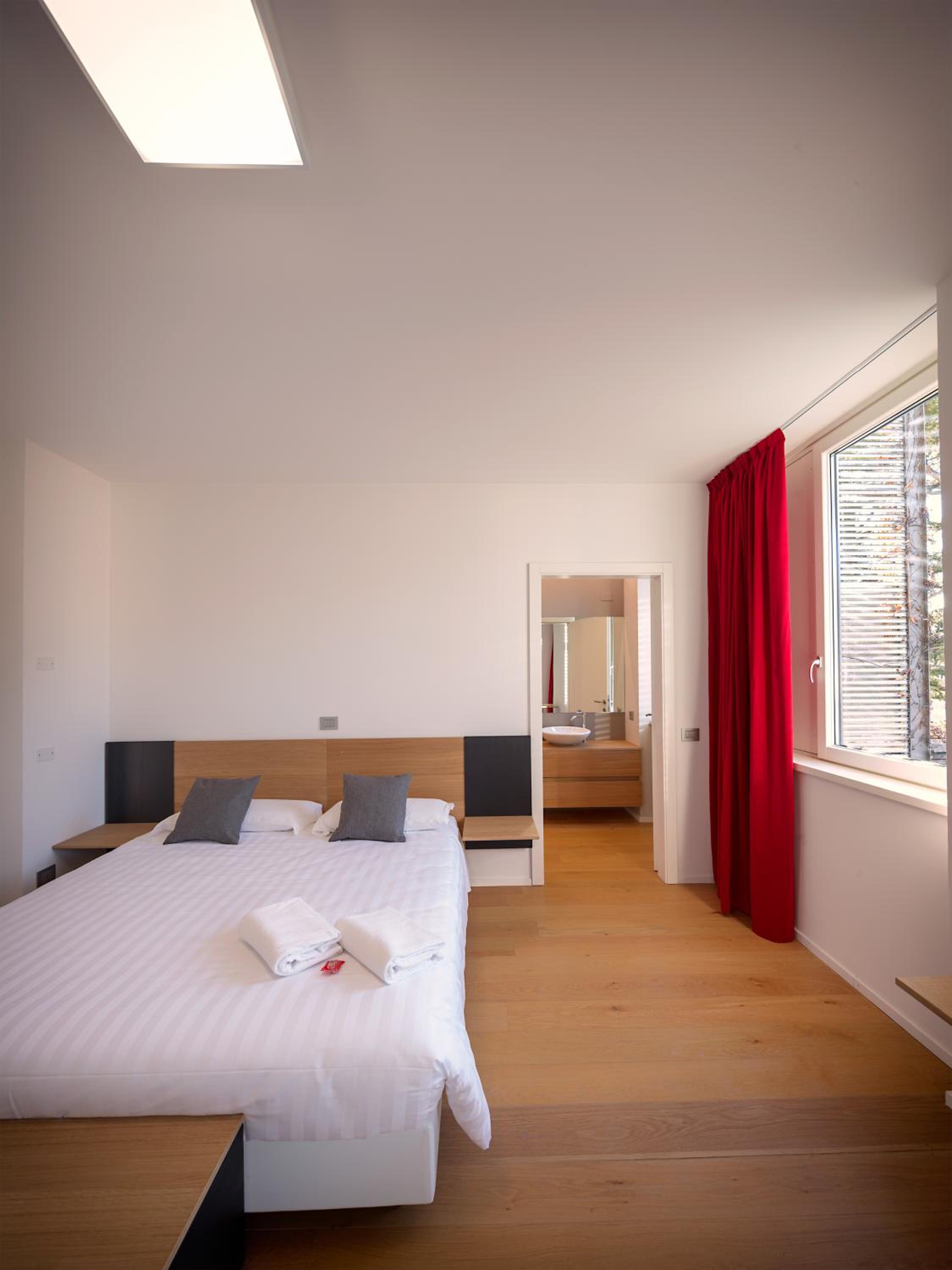 Deluxe Double or Twin Room with Balcony photo 2